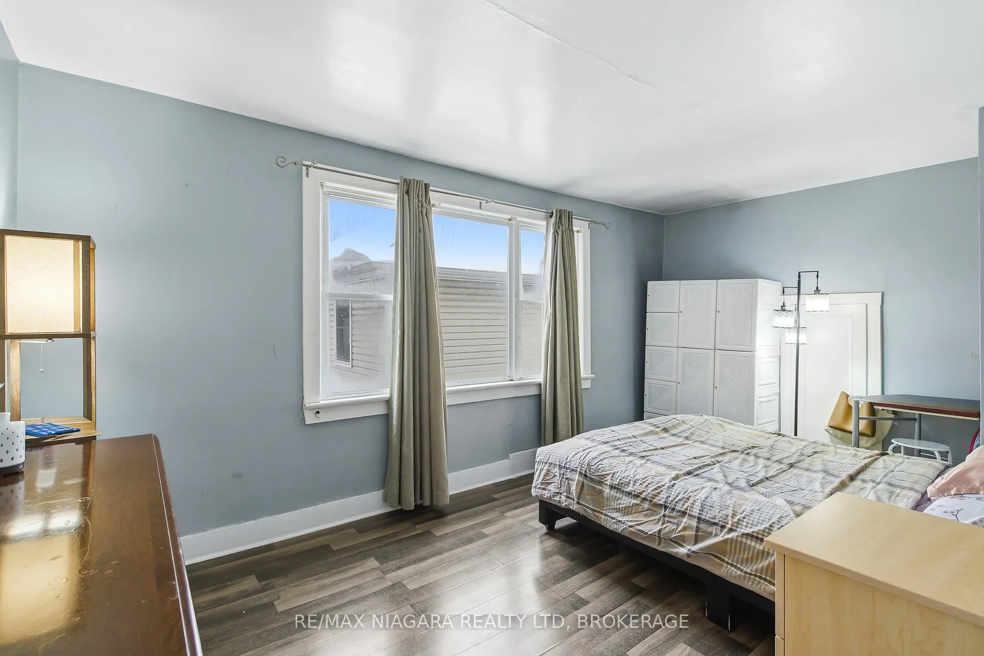 Photo 22 of 8 Ida Street, St. Catharines, E. Chester — HOMEH