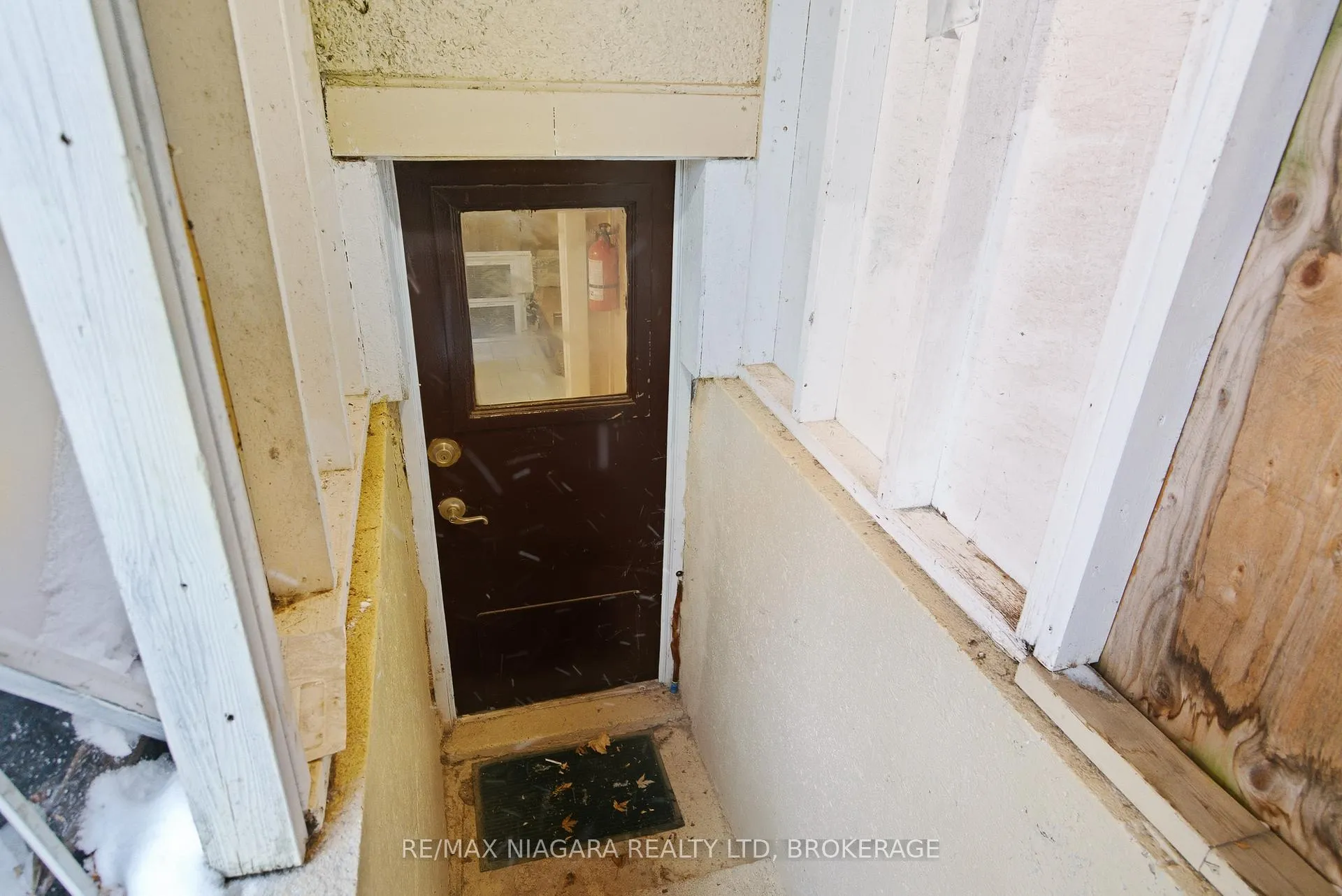 Photo 27 of 8 Ida Street, St. Catharines, E. Chester — HOMEH