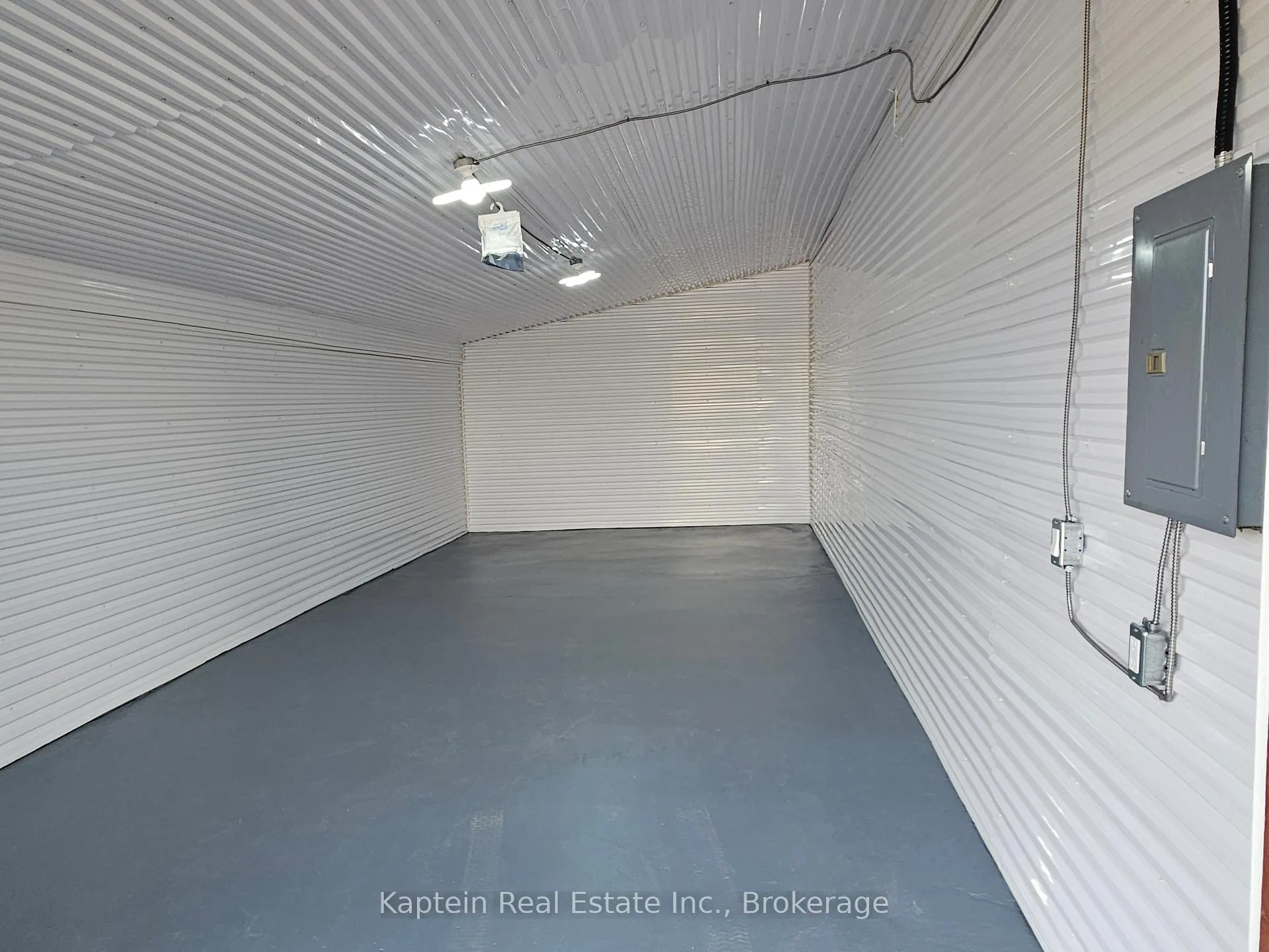 Photo 34 of 37063 Amberley Road, Ashfield-Colborne-Wawanosh, West Wawanosh — HOMEH