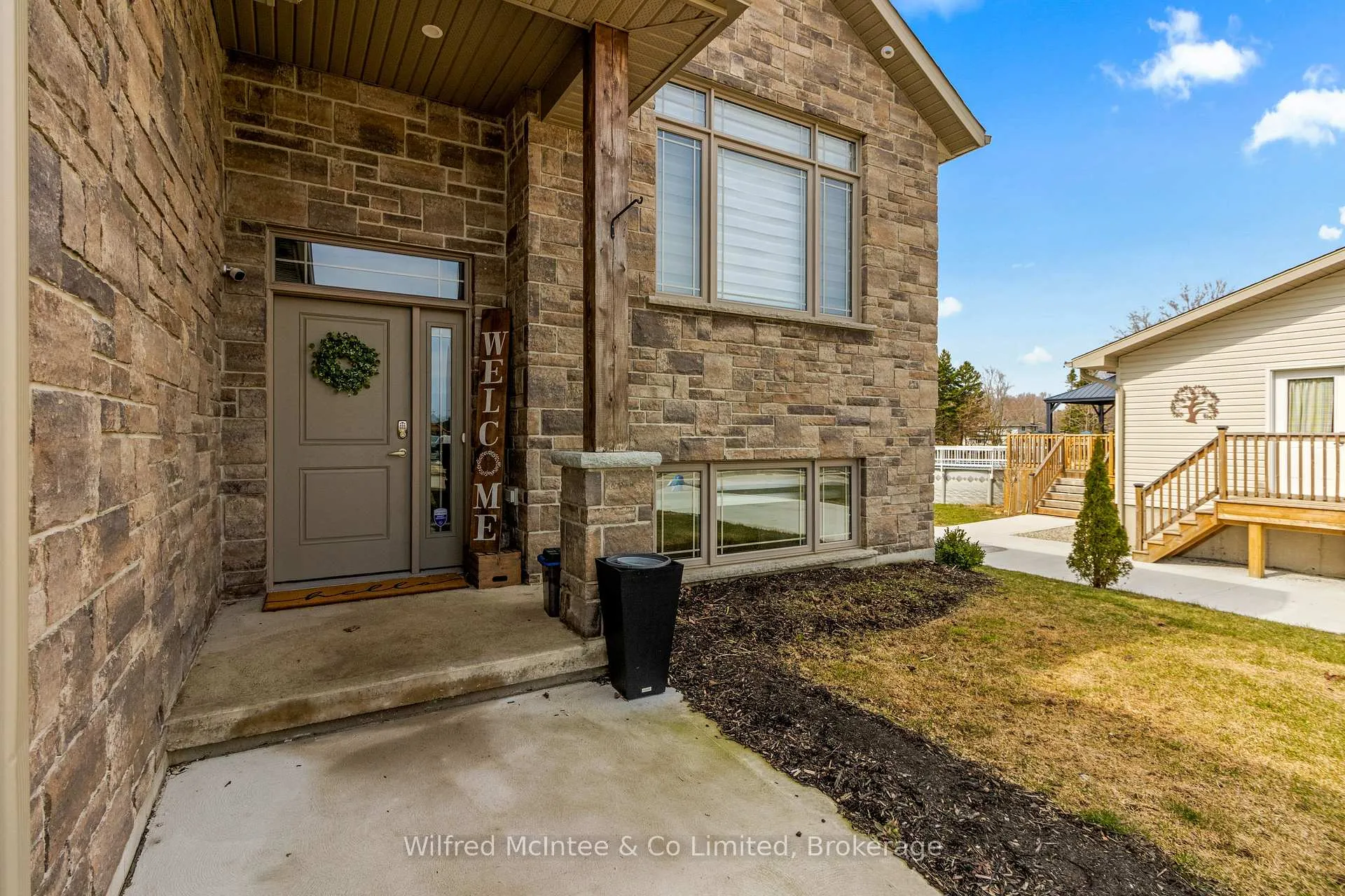 Photo 5 of 42 Mill Street, Kincardine — HOMEH