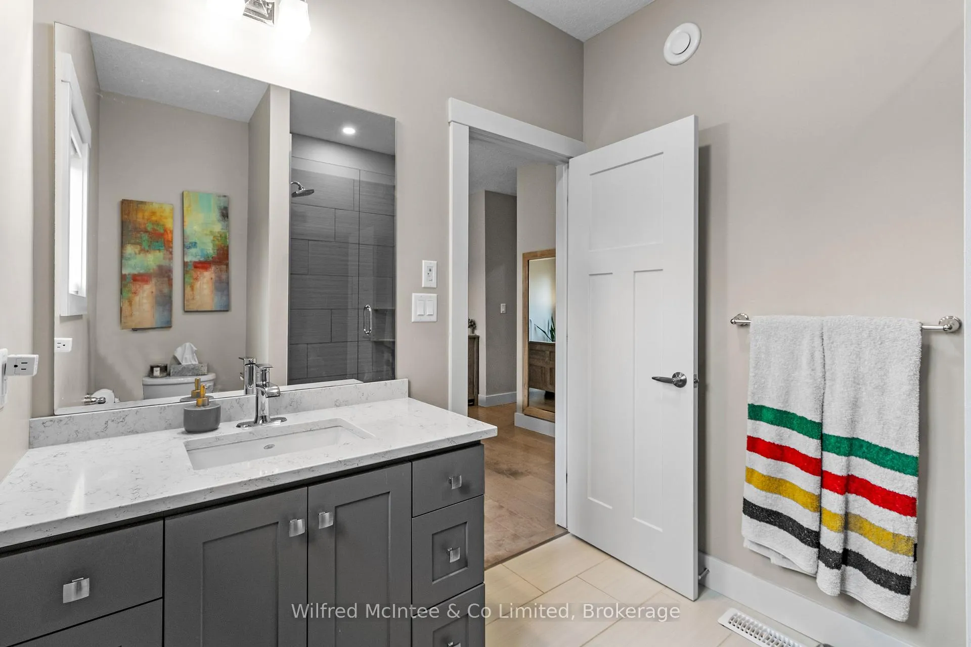 Photo 17 of 42 Mill Street, Kincardine — HOMEH