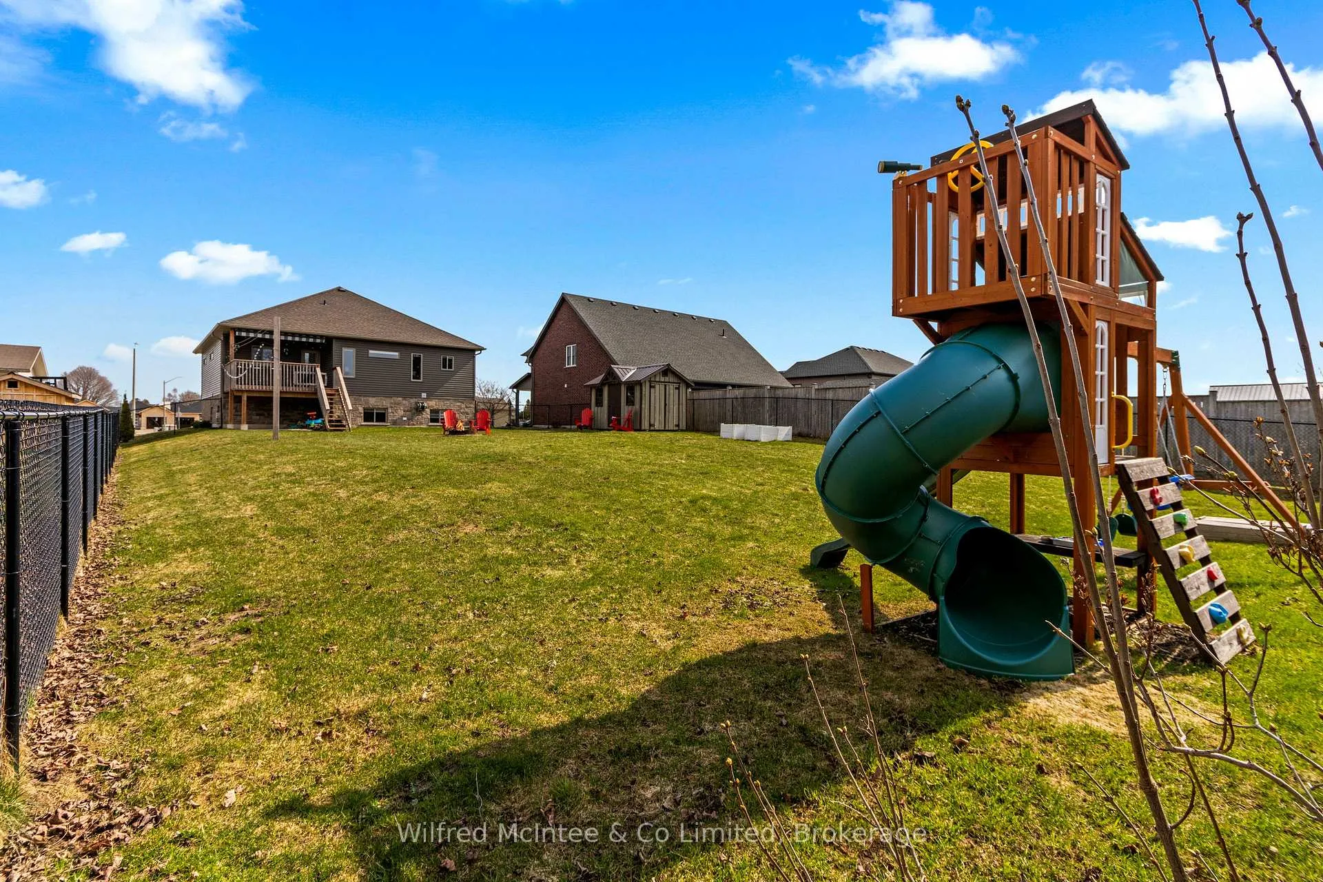 Photo 40 of 42 Mill Street, Kincardine — HOMEH