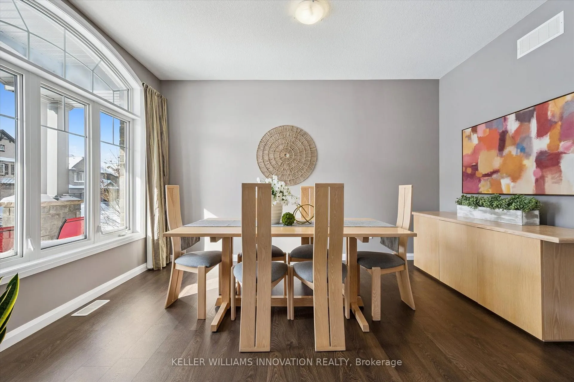 Photo 5 of 276 Dewdrop Crescent, Waterloo — HOMEH