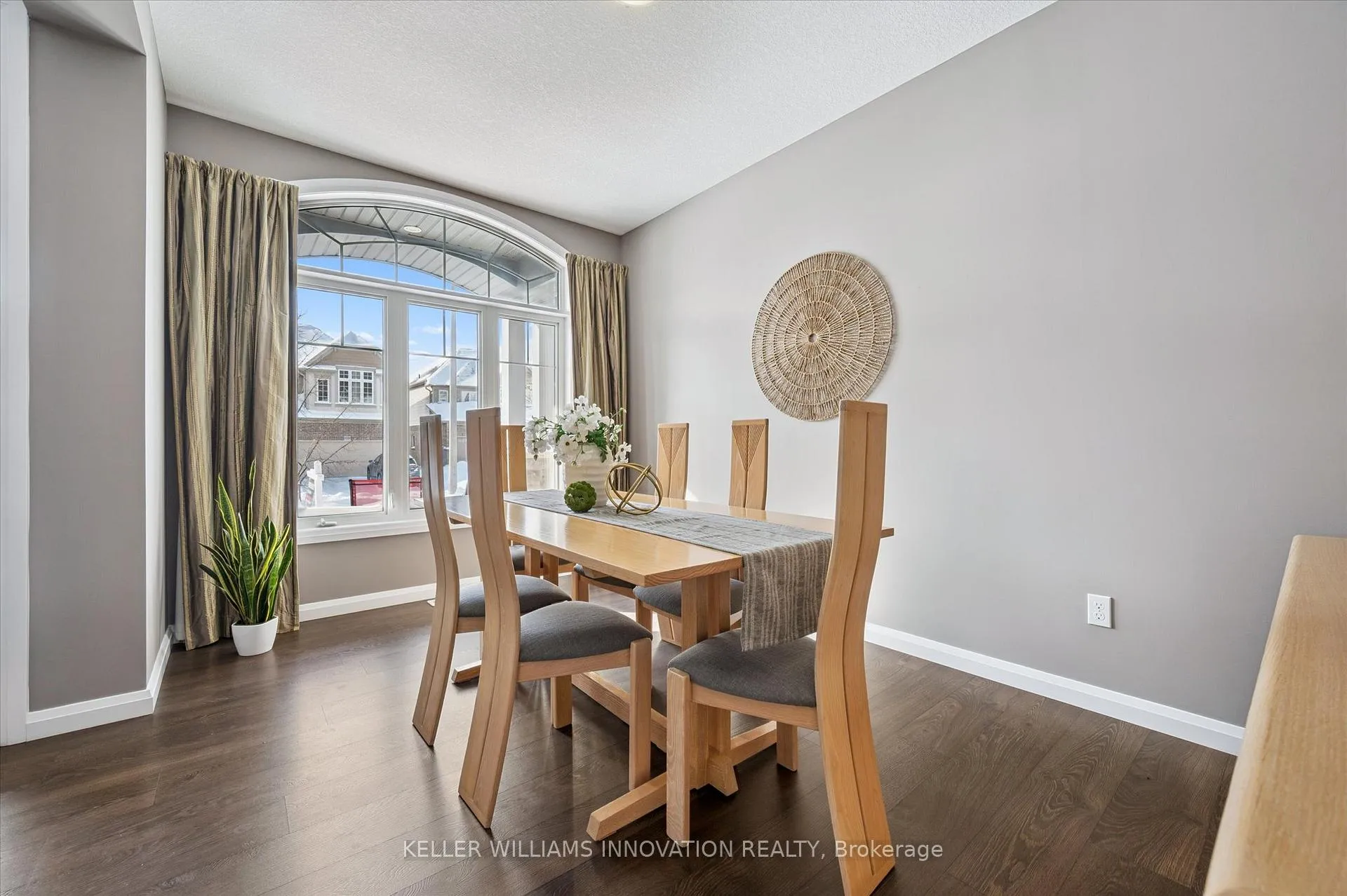 Photo 6 of 276 Dewdrop Crescent, Waterloo — HOMEH