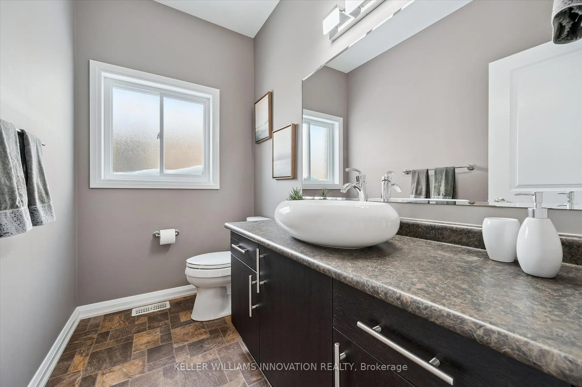 Photo 8 of 276 Dewdrop Crescent, Waterloo — HOMEH