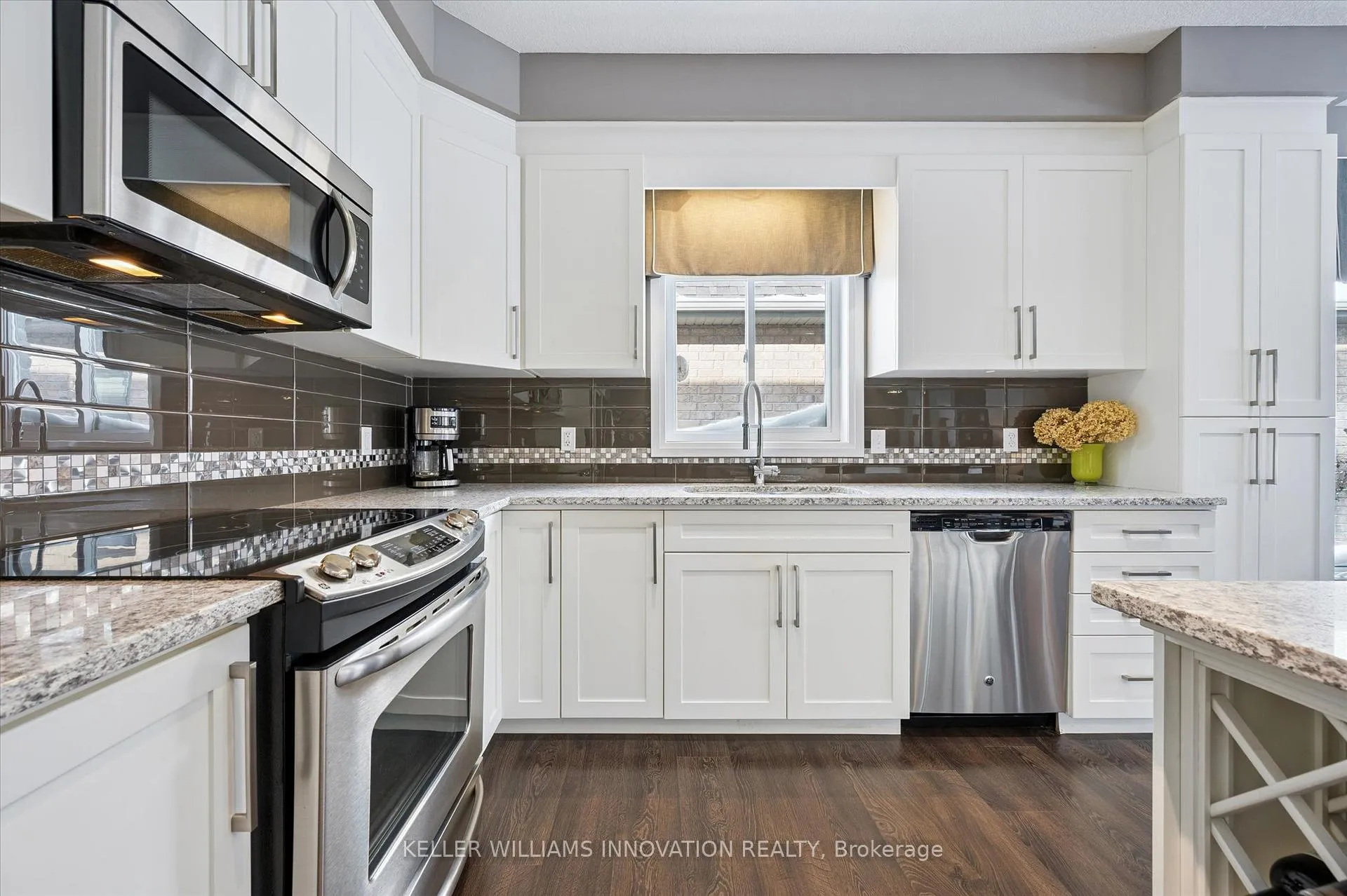 Photo 11 of 276 Dewdrop Crescent, Waterloo — HOMEH