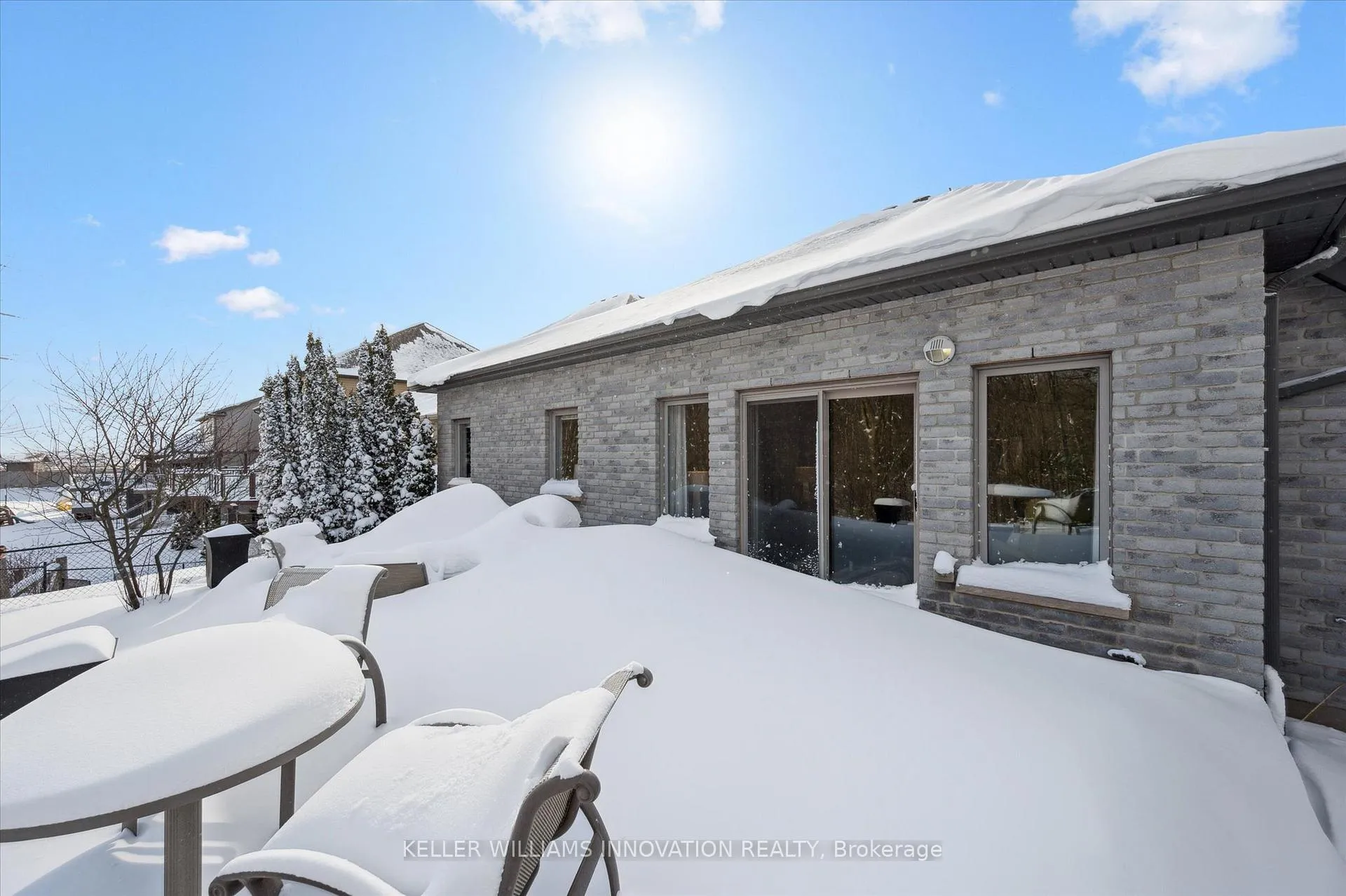 Photo 35 of 276 Dewdrop Crescent, Waterloo — HOMEH