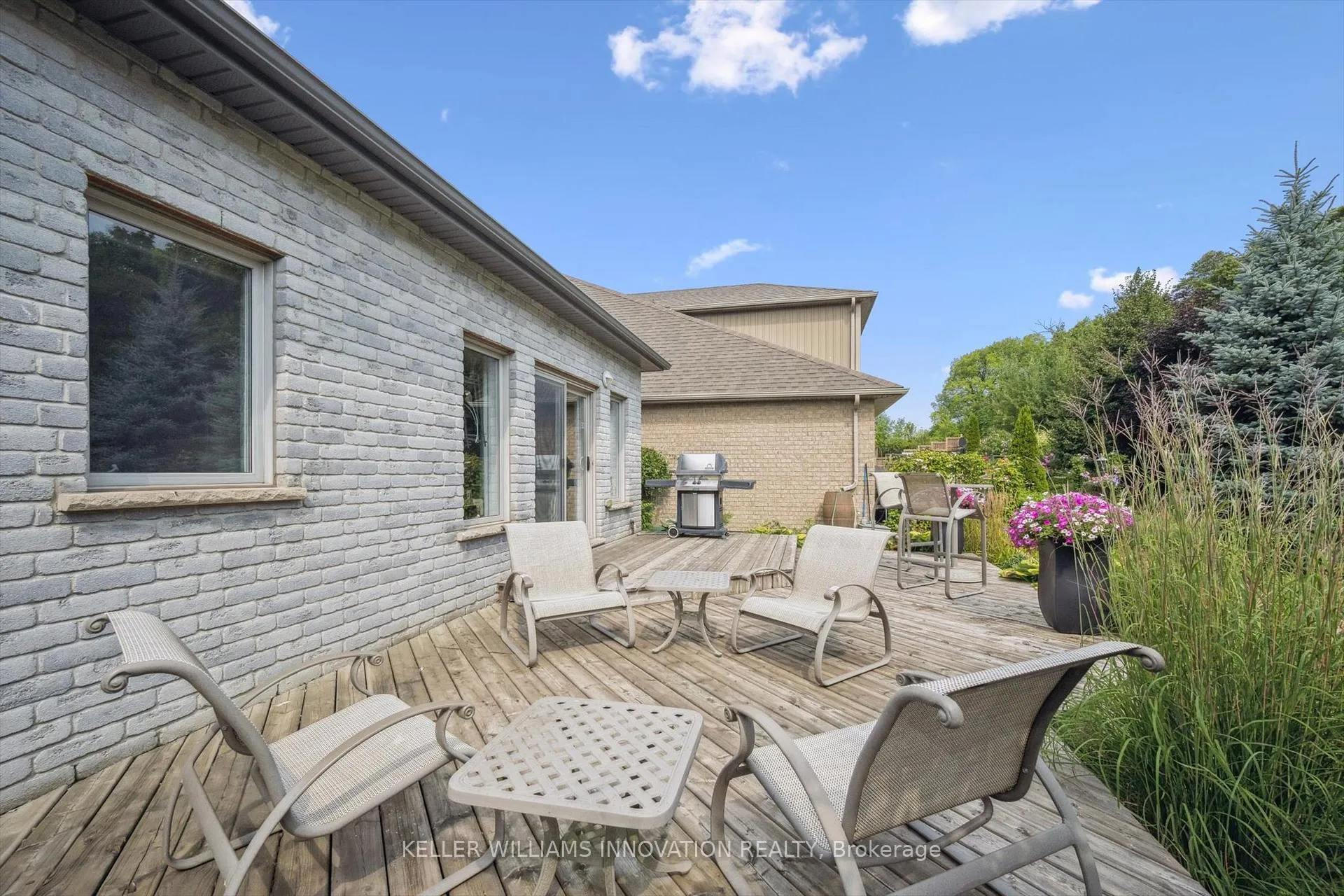 Photo 43 of 276 Dewdrop Crescent, Waterloo — HOMEH