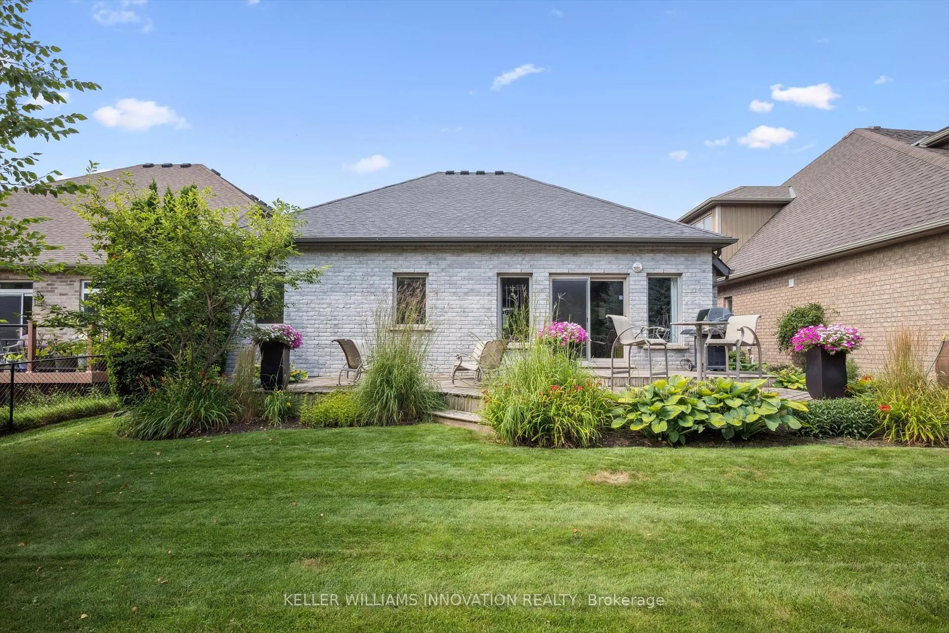 Photo 46 of 276 Dewdrop Crescent, Waterloo — HOMEH