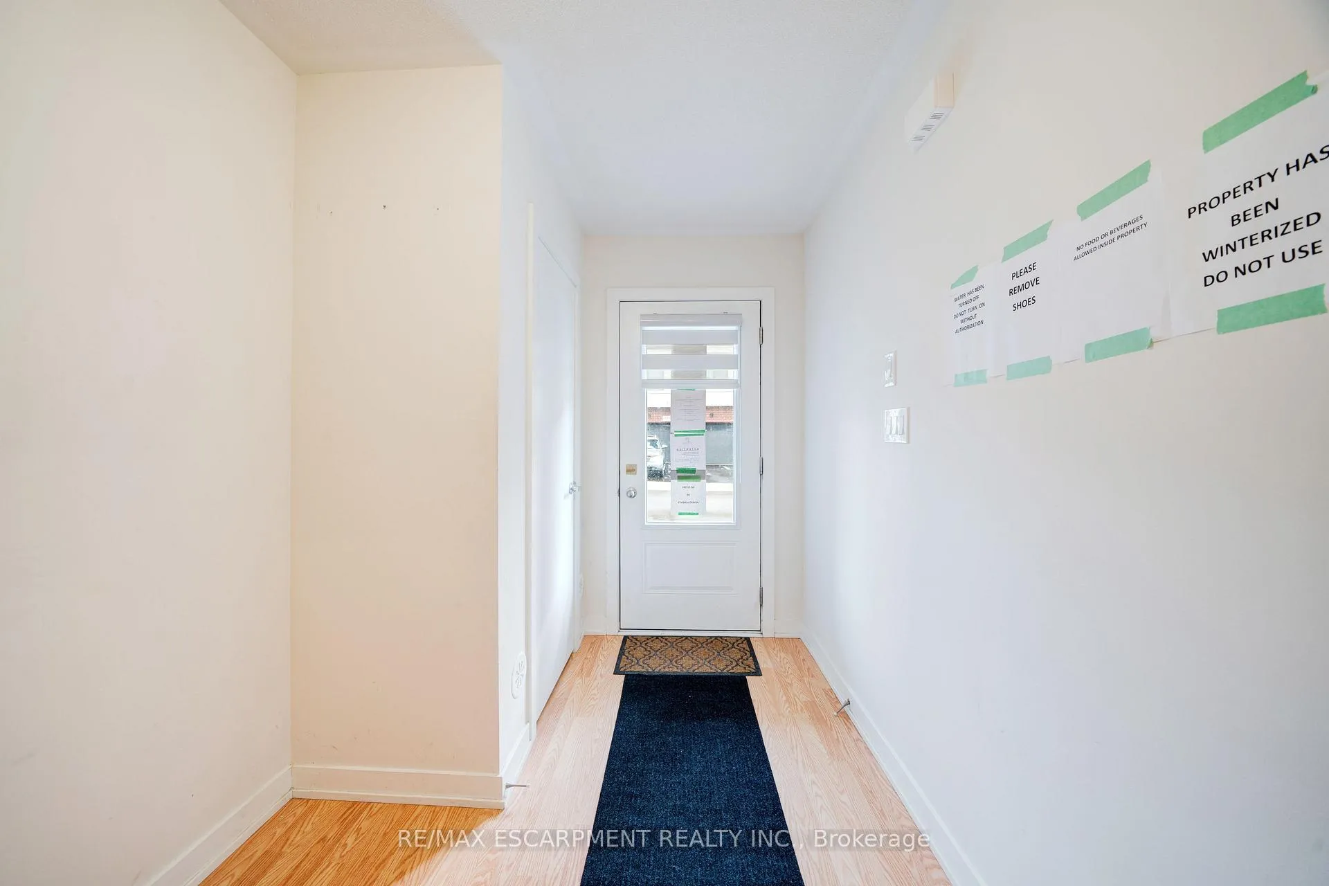 Photo 4 of 1318 Bradenton Path, Oshawa, Eastdale — HOMEH