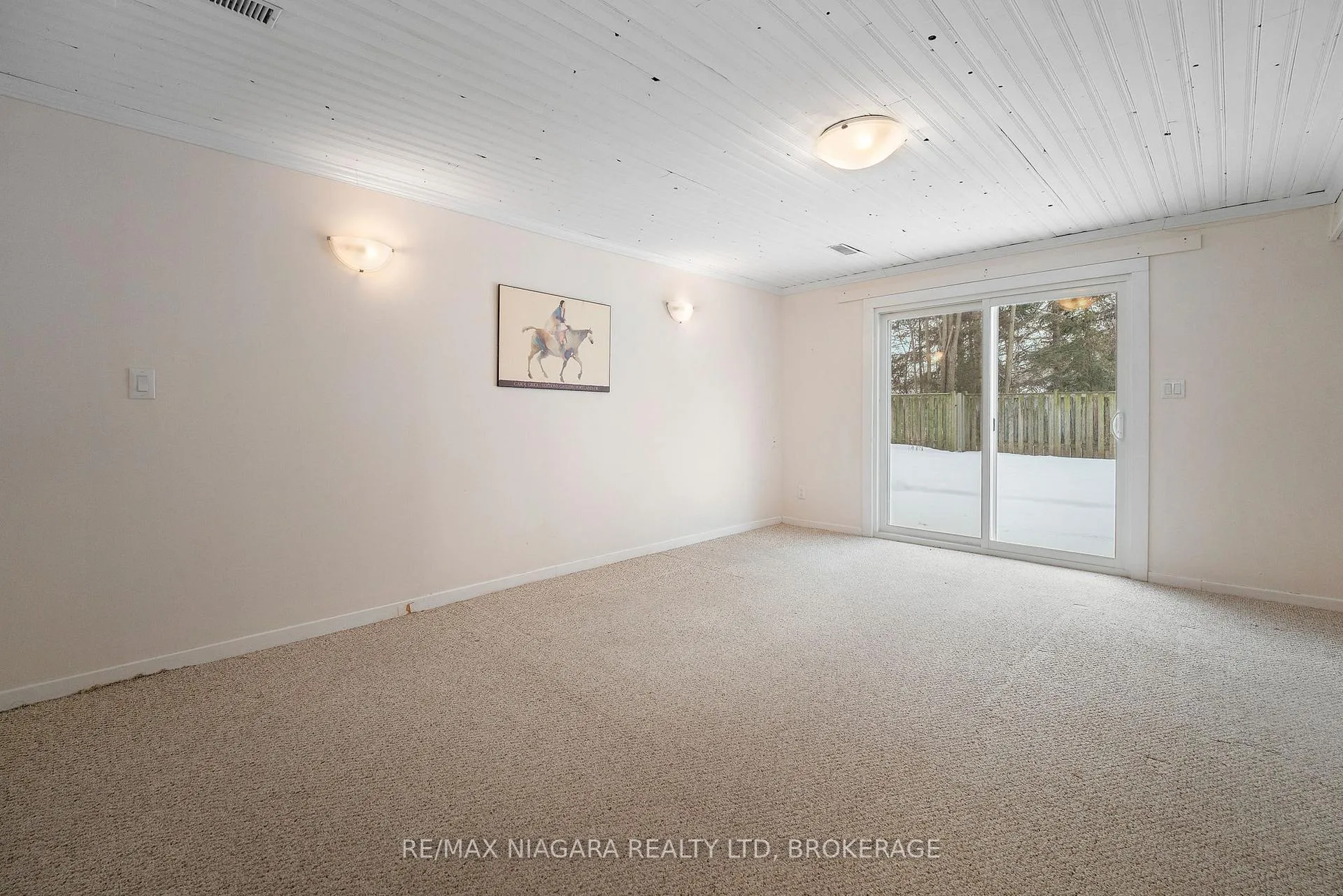 Photo 25 of 204 Parnell Road, St. Catharines, Vine/Linwell — HOMEH