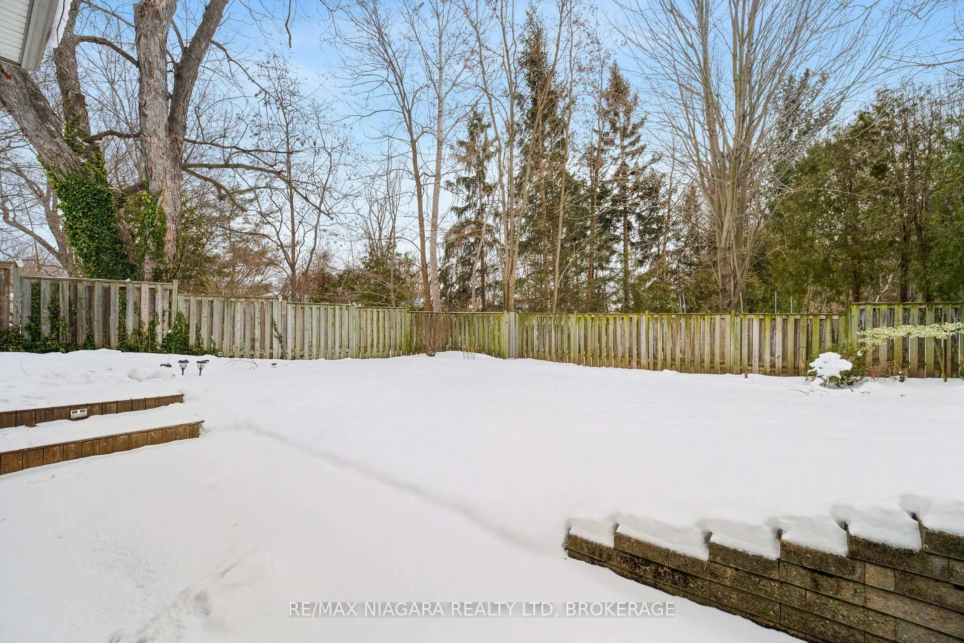 Photo 31 of 204 Parnell Road, St. Catharines, Vine/Linwell — HOMEH