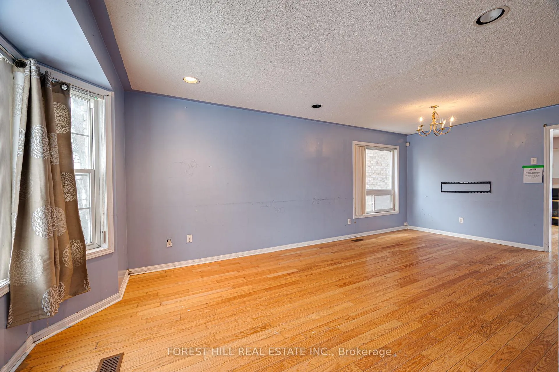 Photo 5 of 20 Allness Road, Brampton, Fletcher's Meadow — HOMEH