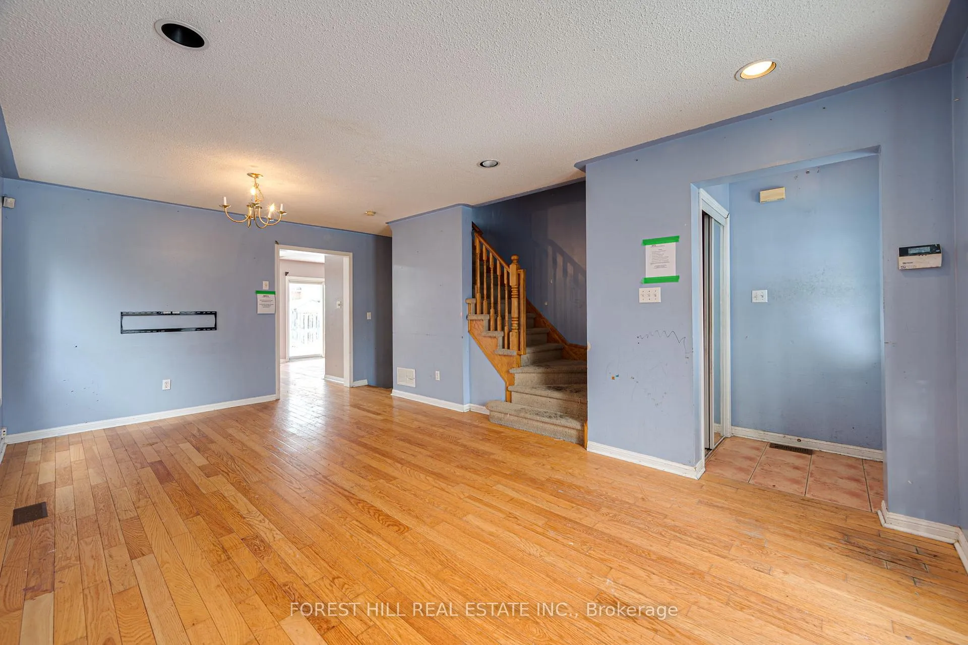 Photo 6 of 20 Allness Road, Brampton, Fletcher's Meadow — HOMEH