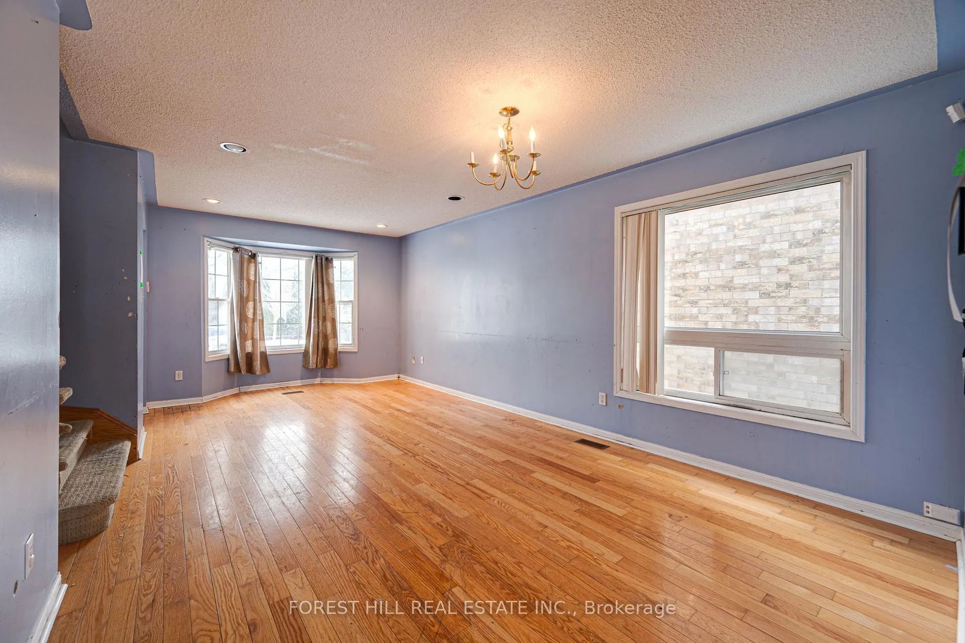 Photo 8 of 20 Allness Road, Brampton, Fletcher's Meadow — HOMEH