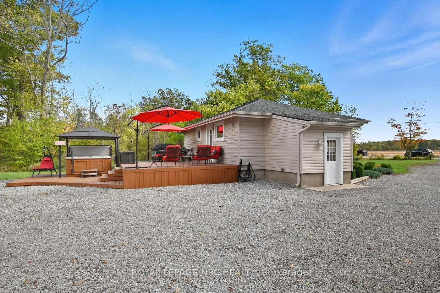 Photo 7 of 12434 Concession 1 Road, Wainfleet, Marshville/Winger — HOMEH