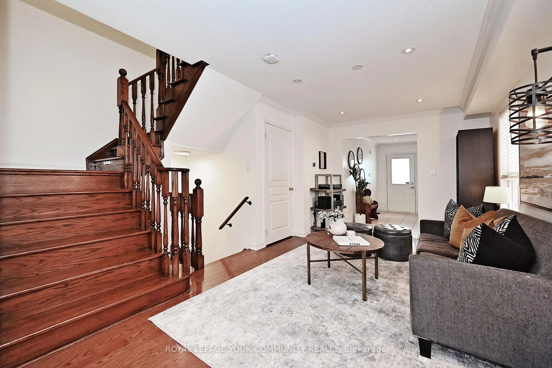 Photo 11 of 34 Collis Drive, Aurora, Bayview Northeast — HOMEH