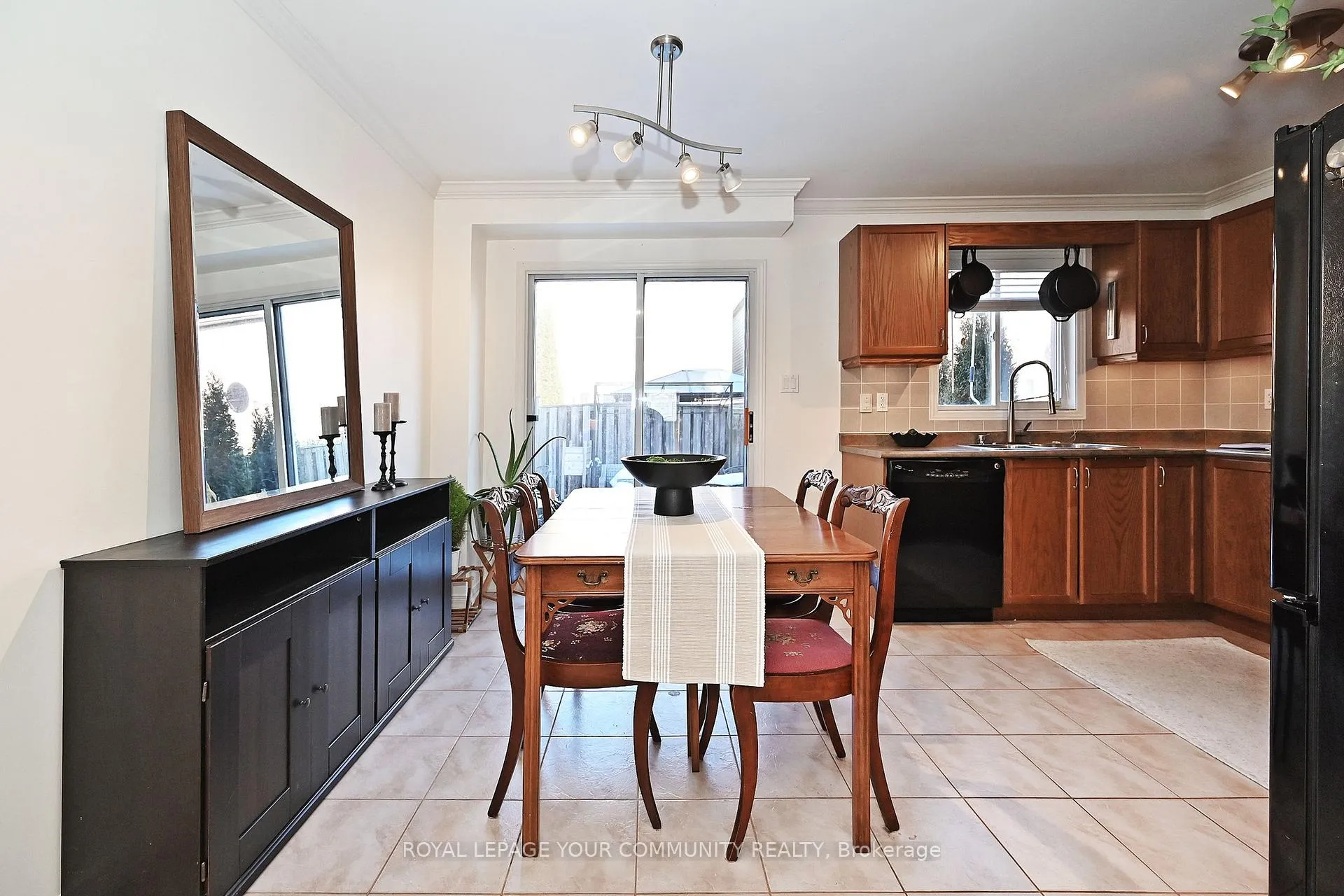 Photo 20 of 34 Collis Drive, Aurora, Bayview Northeast — HOMEH