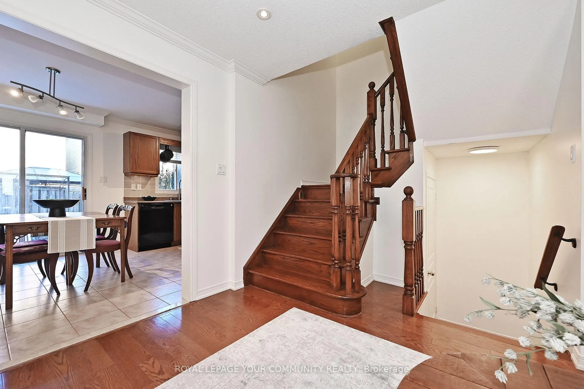 Photo 22 of 34 Collis Drive, Aurora, Bayview Northeast — HOMEH