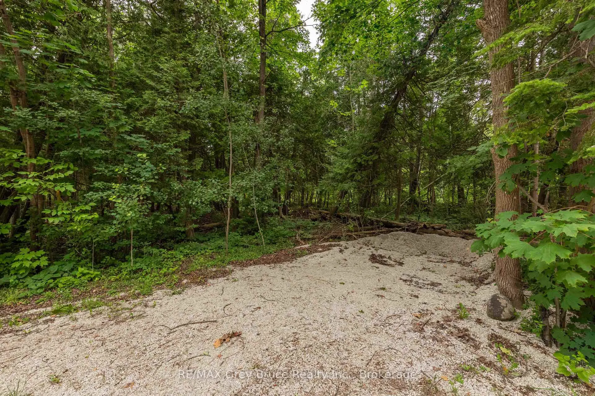 Photo 3 of Cedar Avenue, Meaford — HOMEH