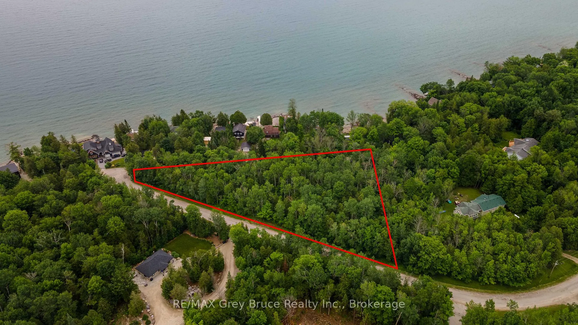 Photo 6 of Cedar Avenue, Meaford — HOMEH