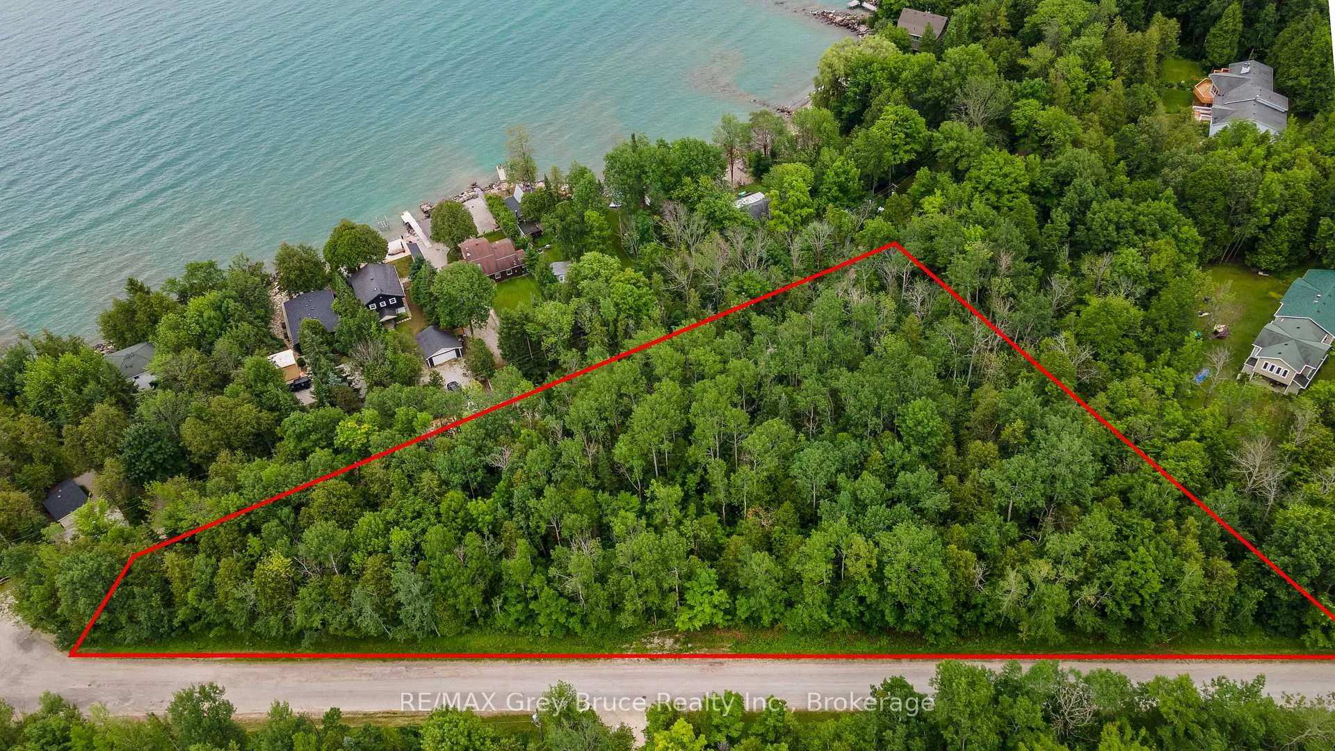 Photo 7 of Cedar Avenue, Meaford — HOMEH