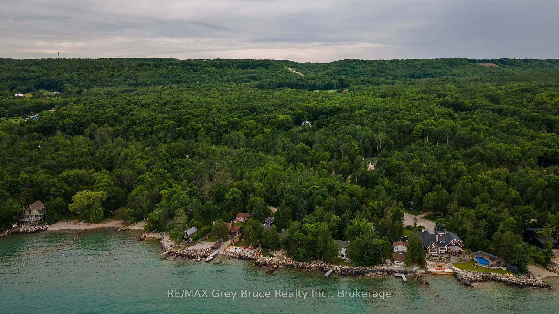 Photo 11 of Cedar Avenue, Meaford — HOMEH