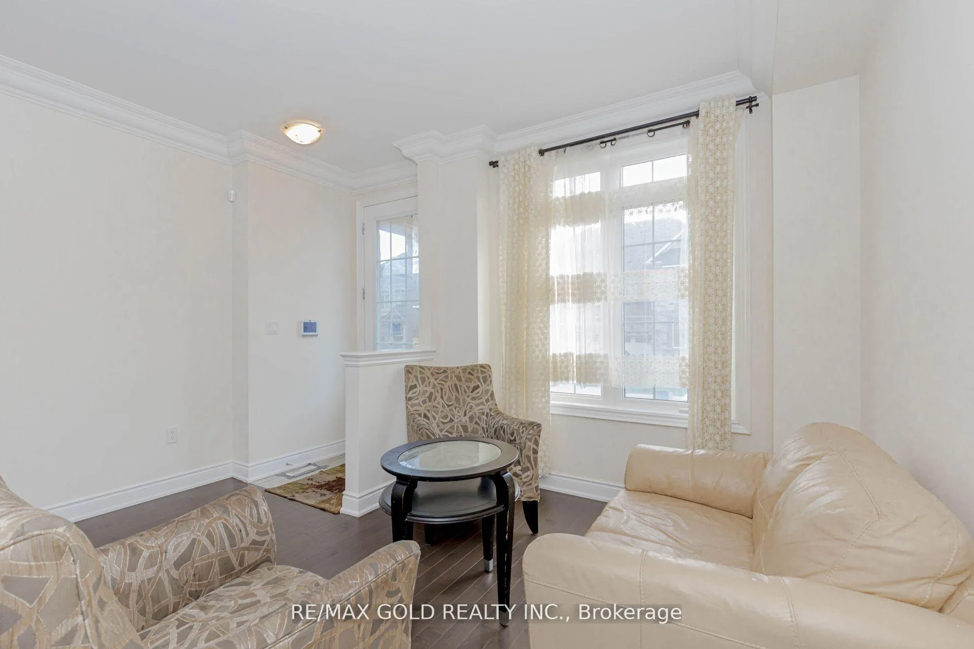 Photo 6 of 34 Folgate Crescent, Brampton, Sandringham-Wellington North — HOMEH