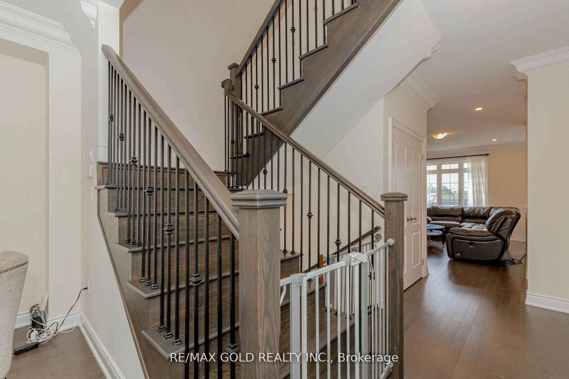 Photo 8 of 34 Folgate Crescent, Brampton, Sandringham-Wellington North — HOMEH