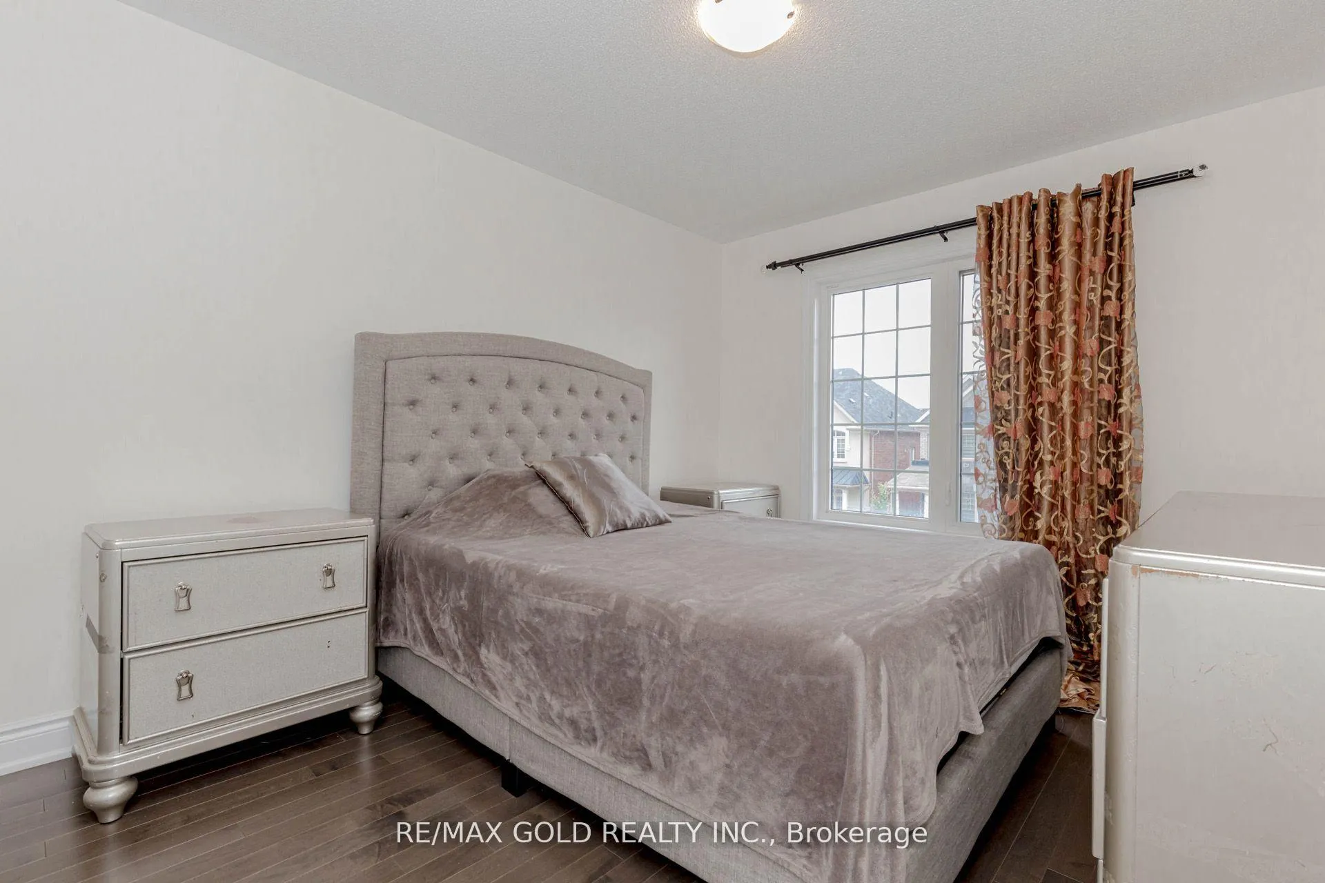 Photo 29 of 34 Folgate Crescent, Brampton, Sandringham-Wellington North — HOMEH