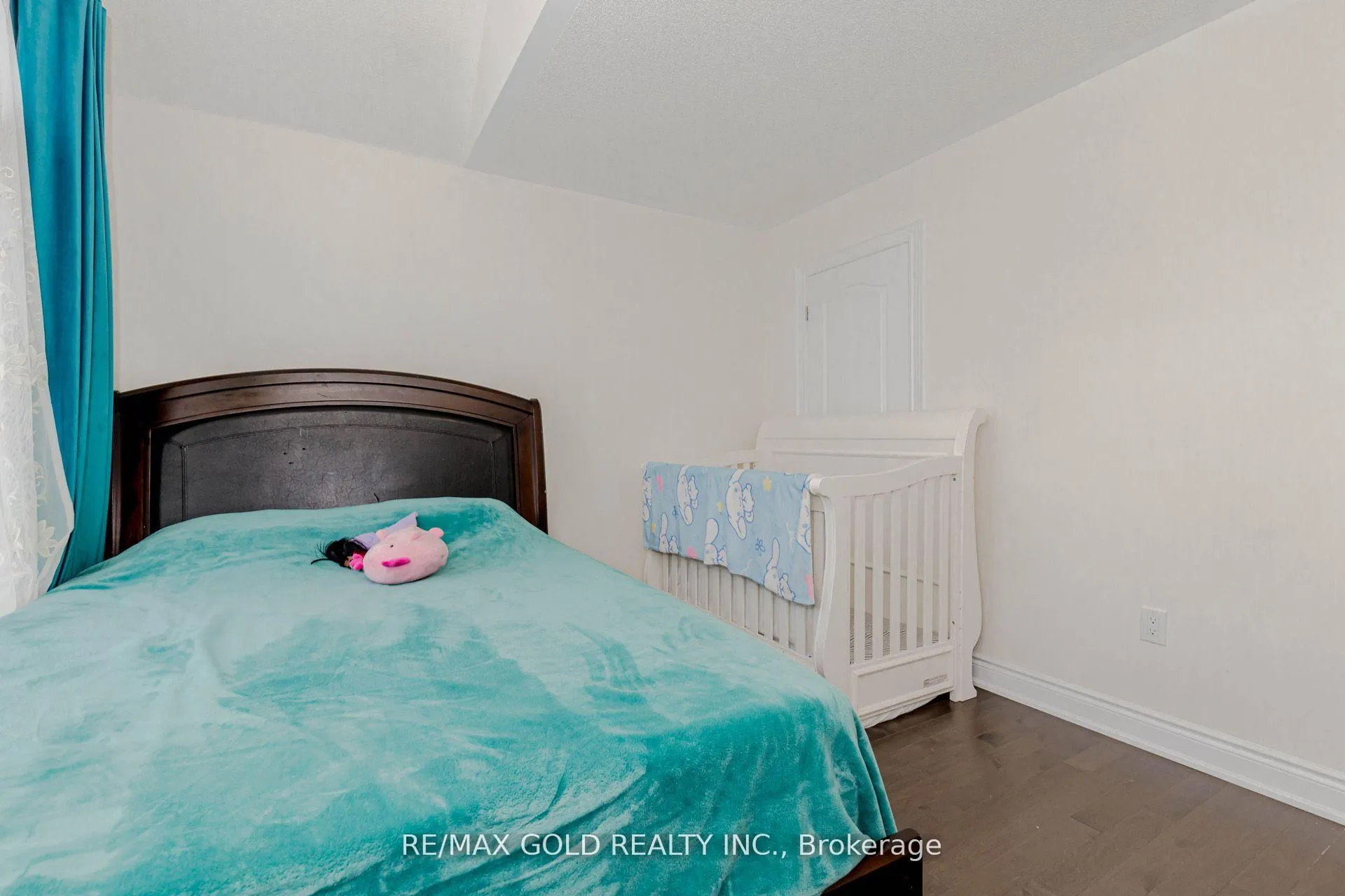 Photo 34 of 34 Folgate Crescent, Brampton, Sandringham-Wellington North — HOMEH