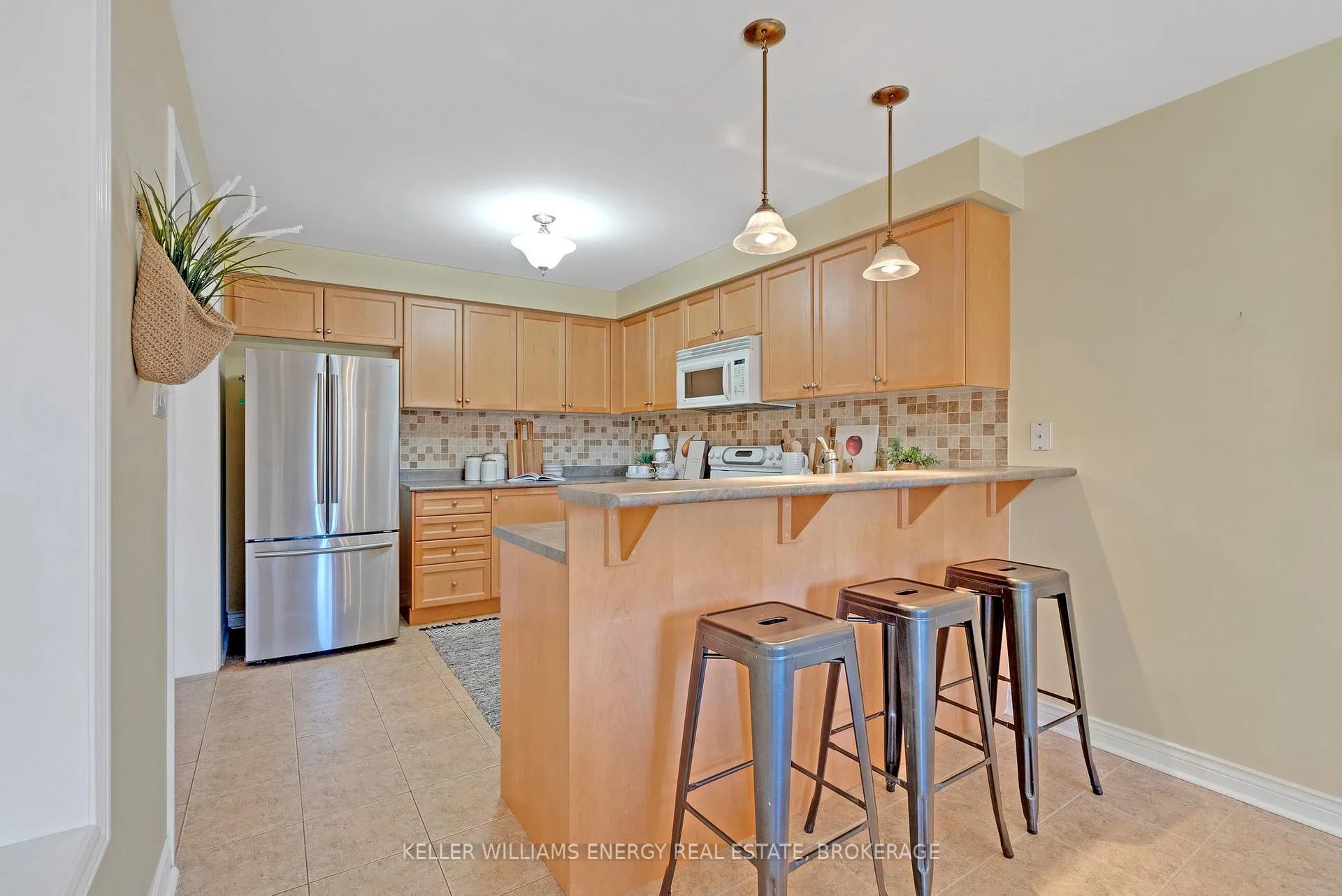 Photo 6 of 27 Tracey Court, Whitby, Taunton North — HOMEH