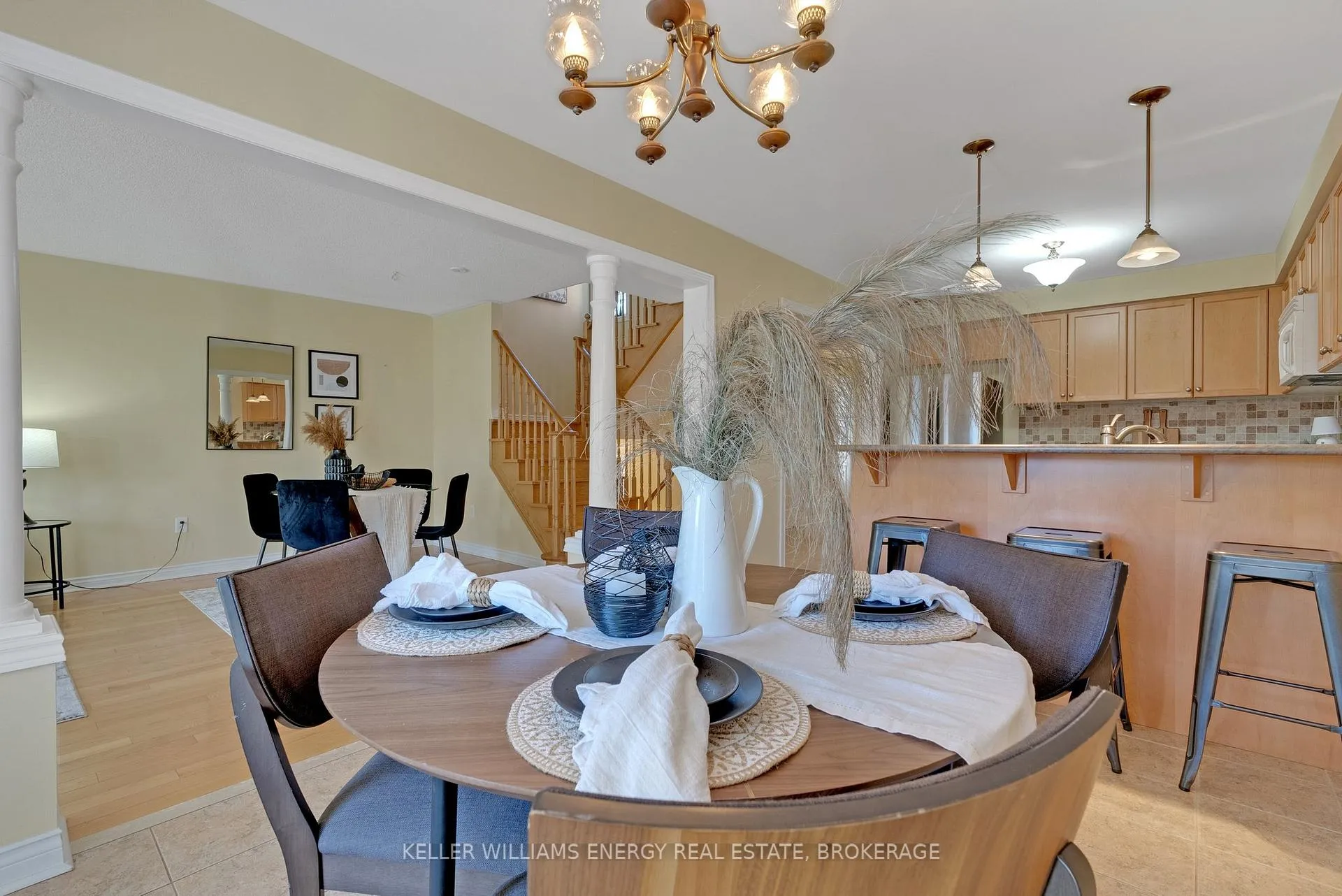 Photo 10 of 27 Tracey Court, Whitby, Taunton North — HOMEH