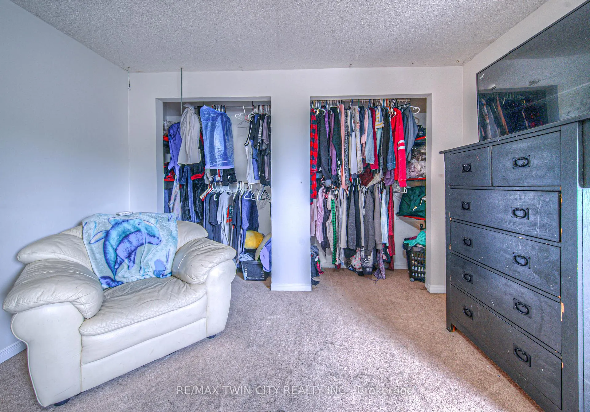 Photo 18 of 6 Chateau Crescent, Cambridge — HOMEH