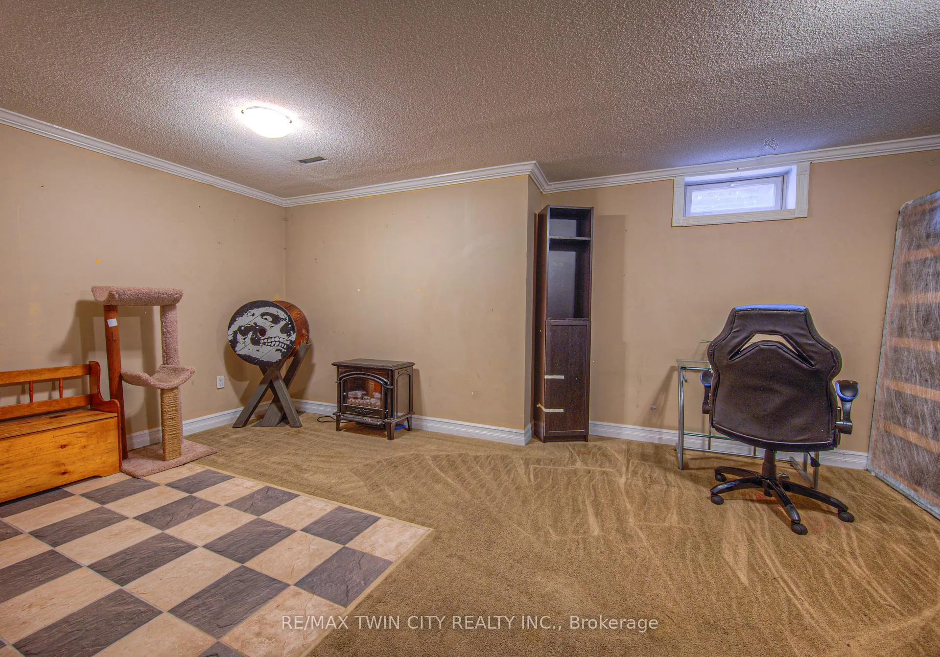 Photo 19 of 6 Chateau Crescent, Cambridge — HOMEH