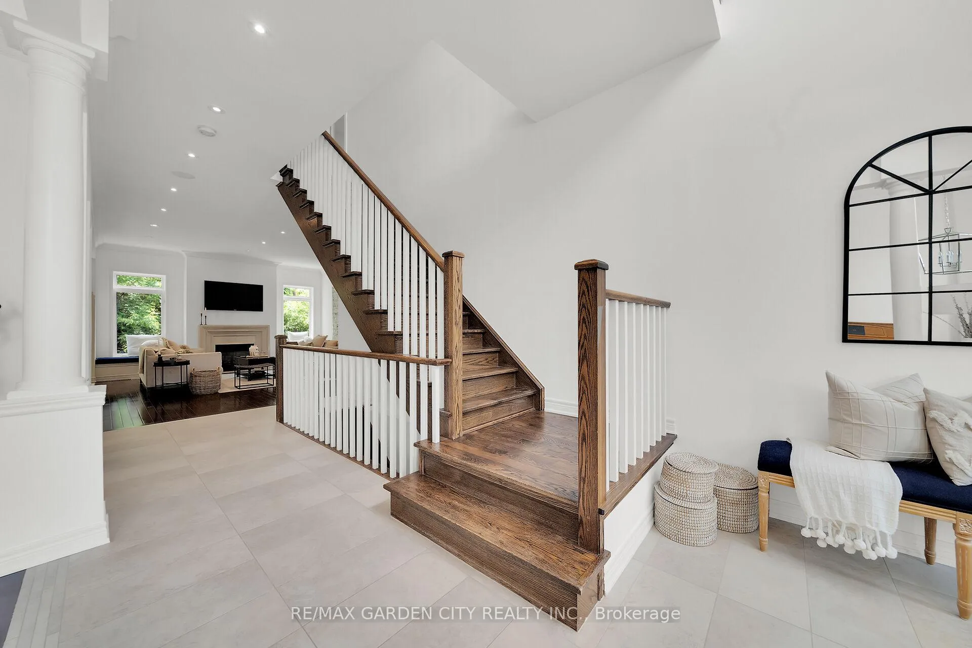 Photo 5 of 6 Vanderburgh Lane, Grimsby, Grimsby East — HOMEH