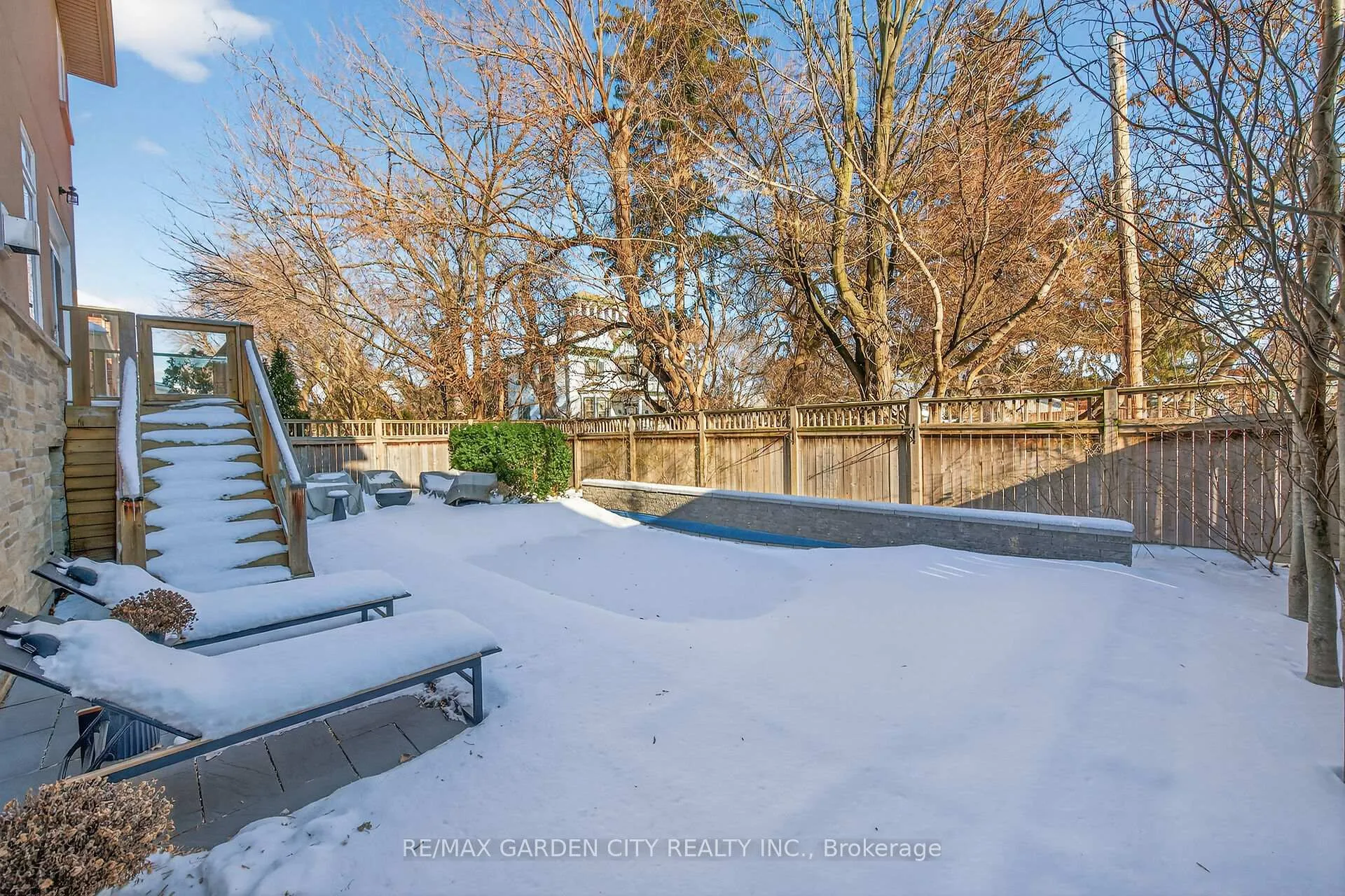 Photo 45 of 6 Vanderburgh Lane, Grimsby, Grimsby East — HOMEH