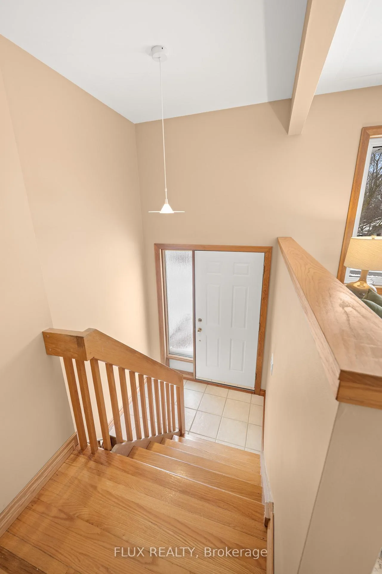 Photo 4 of 212 Winfield Avenue, Waterloo — HOMEH