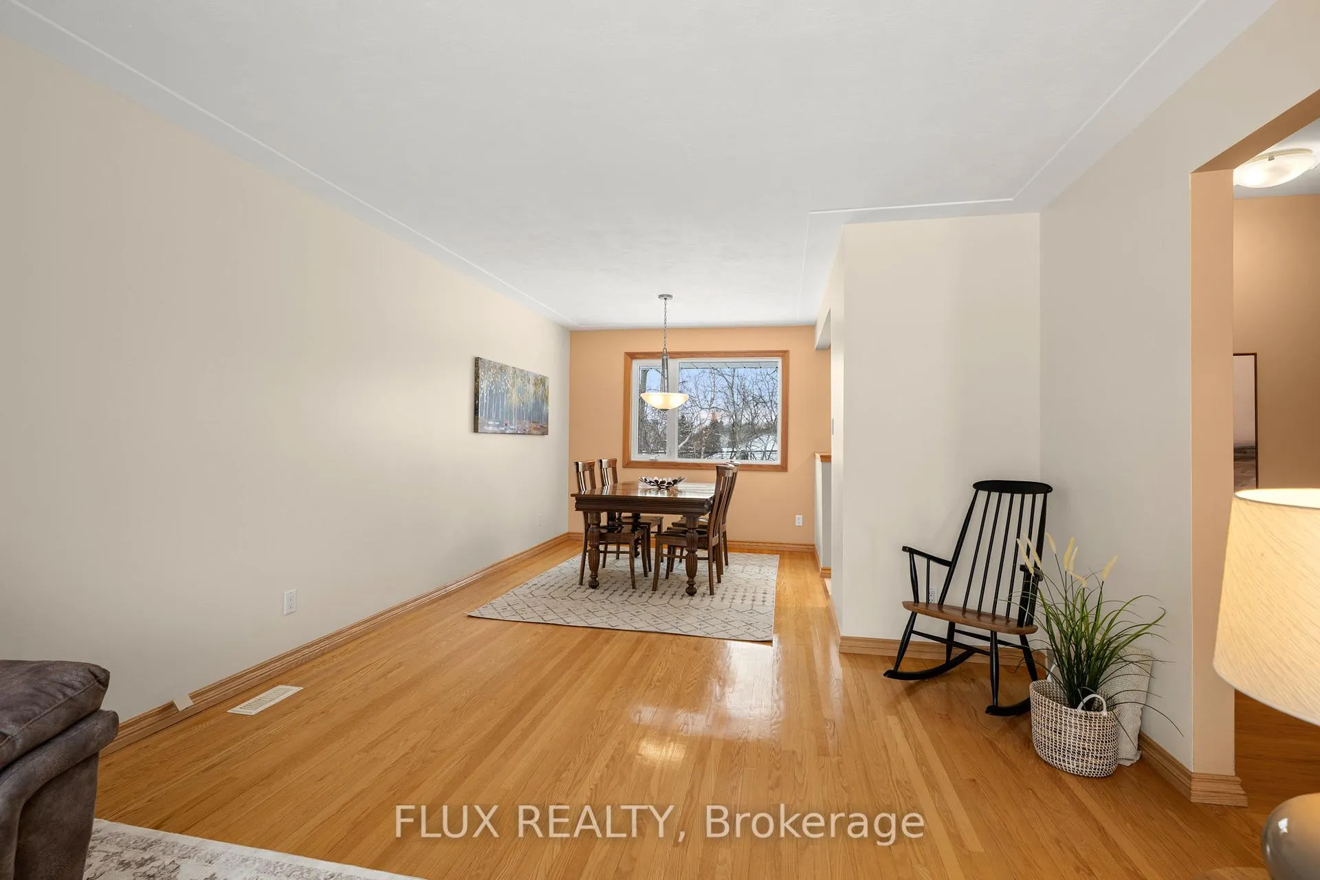 Photo 7 of 212 Winfield Avenue, Waterloo — HOMEH