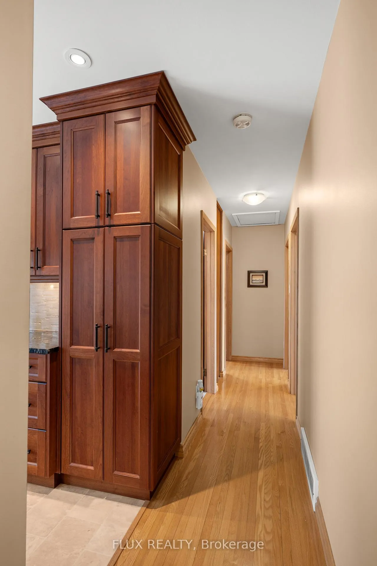 Photo 13 of 212 Winfield Avenue, Waterloo — HOMEH