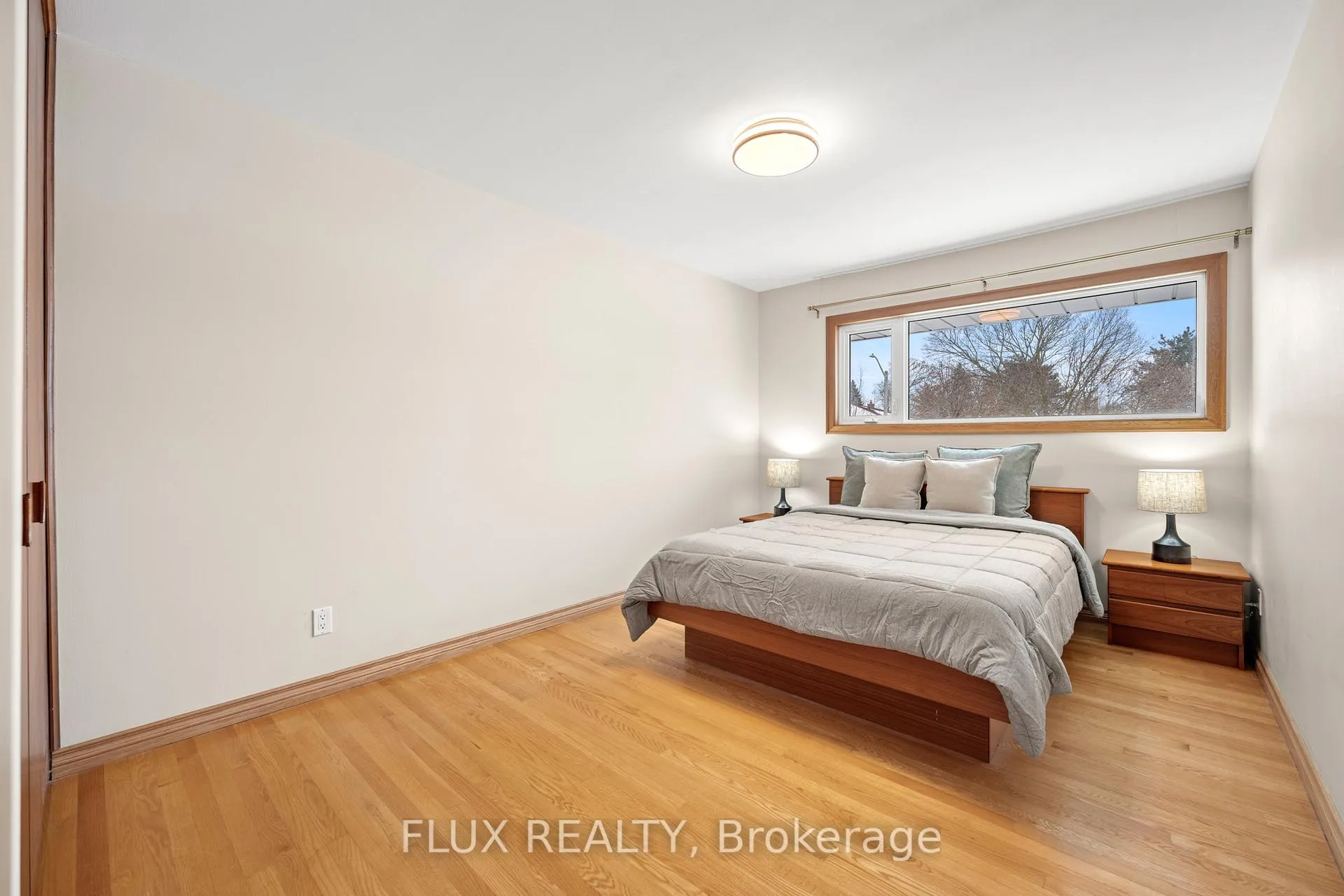 Photo 15 of 212 Winfield Avenue, Waterloo — HOMEH