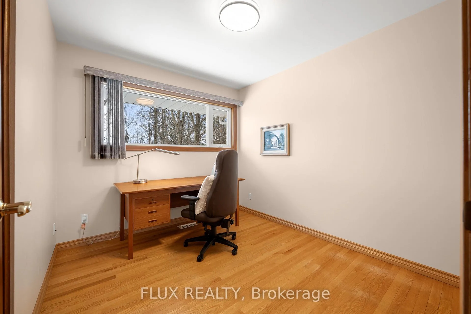 Photo 16 of 212 Winfield Avenue, Waterloo — HOMEH