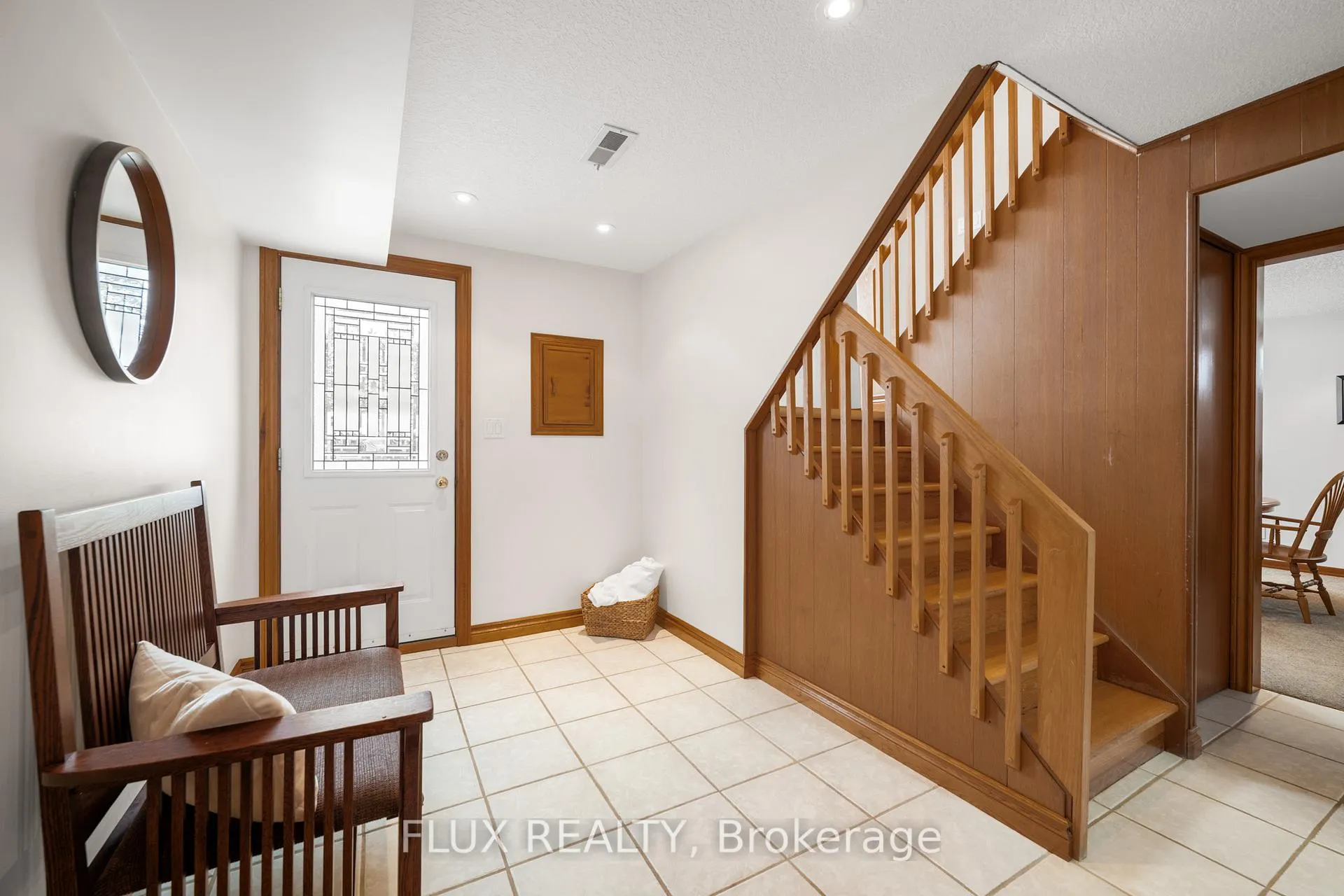 Photo 18 of 212 Winfield Avenue, Waterloo — HOMEH