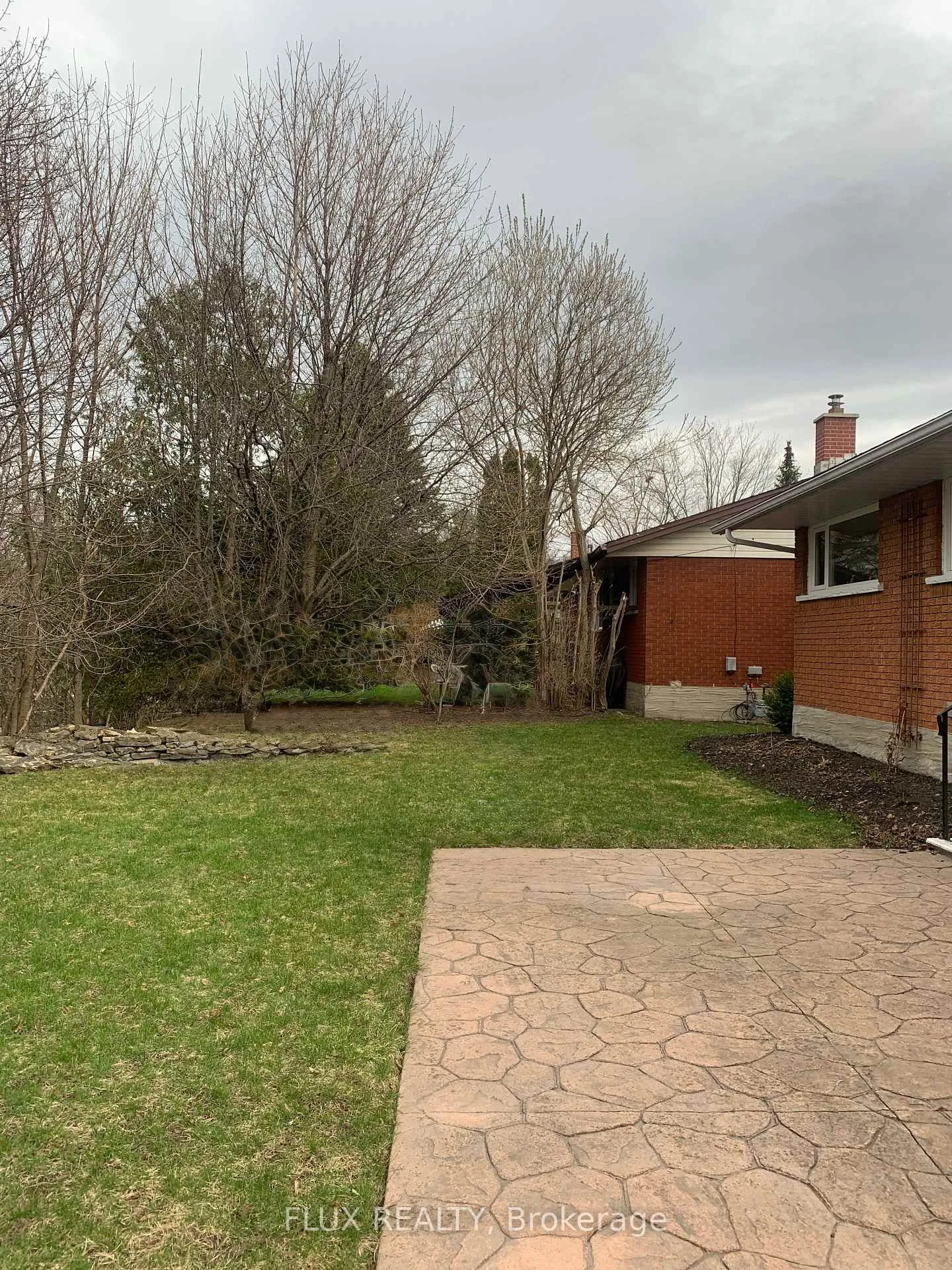 Photo 26 of 212 Winfield Avenue, Waterloo — HOMEH