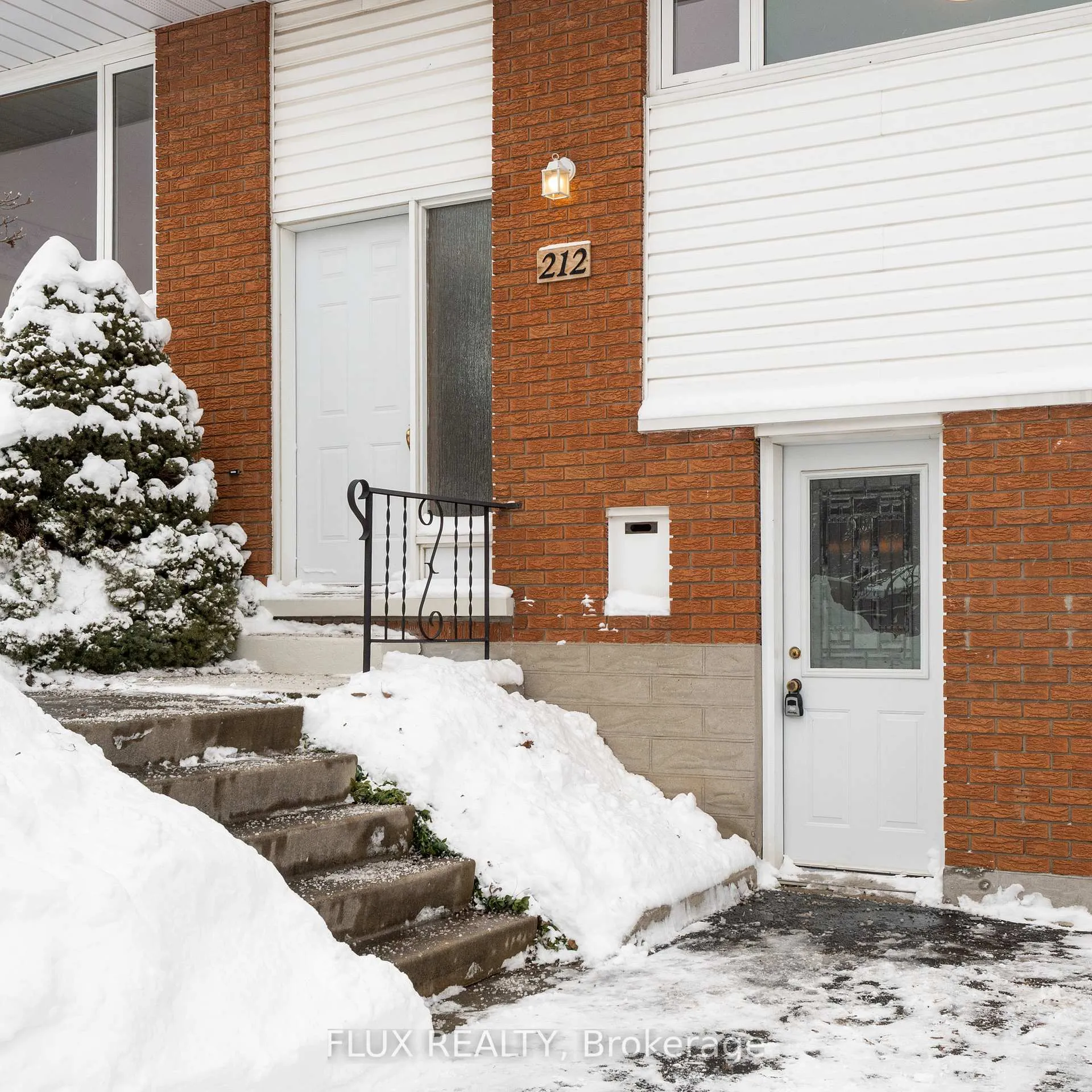 Photo 33 of 212 Winfield Avenue, Waterloo — HOMEH