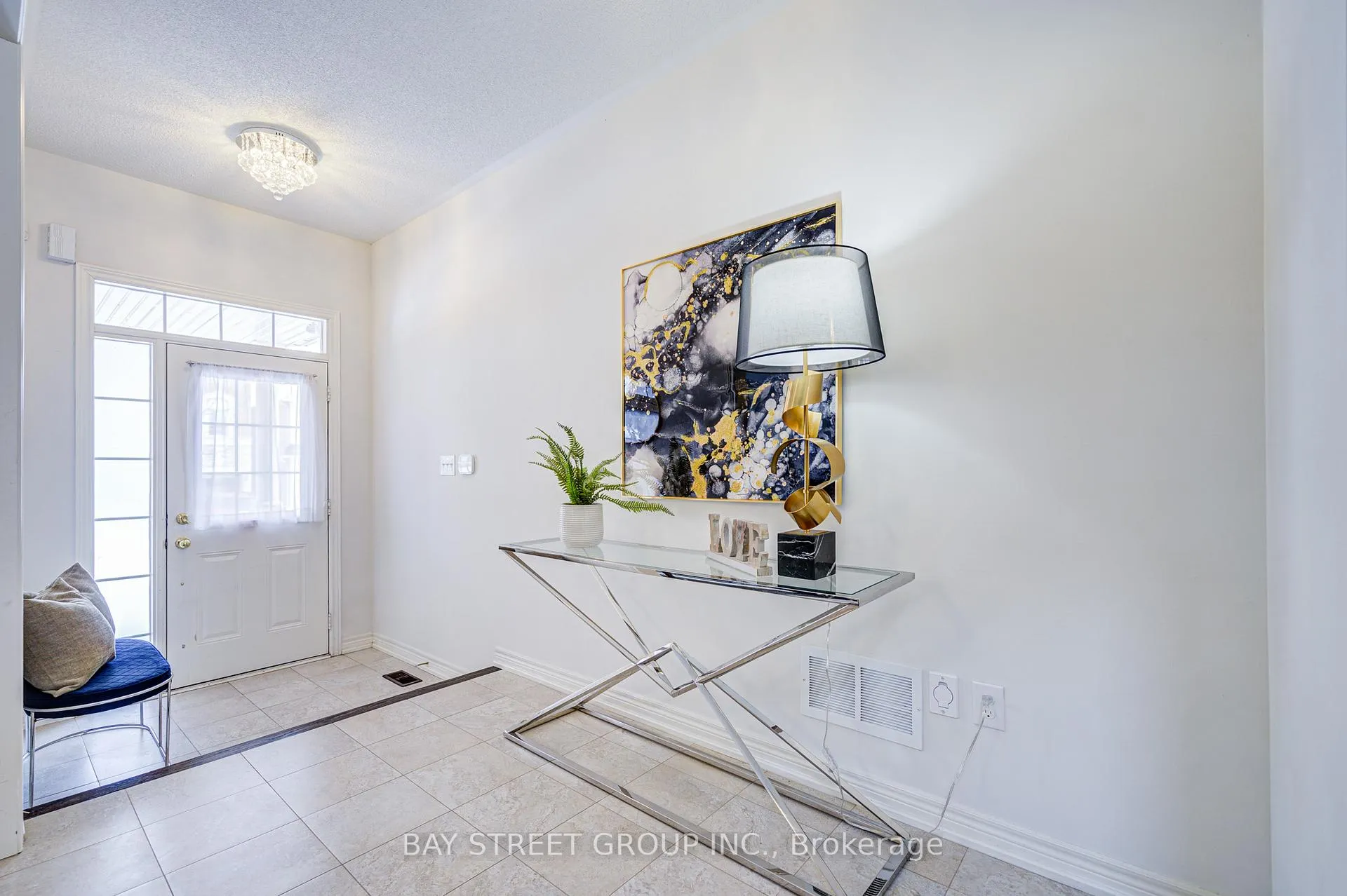 Photo 3 of 74 Kentland Street, Markham, Wismer — HOMEH