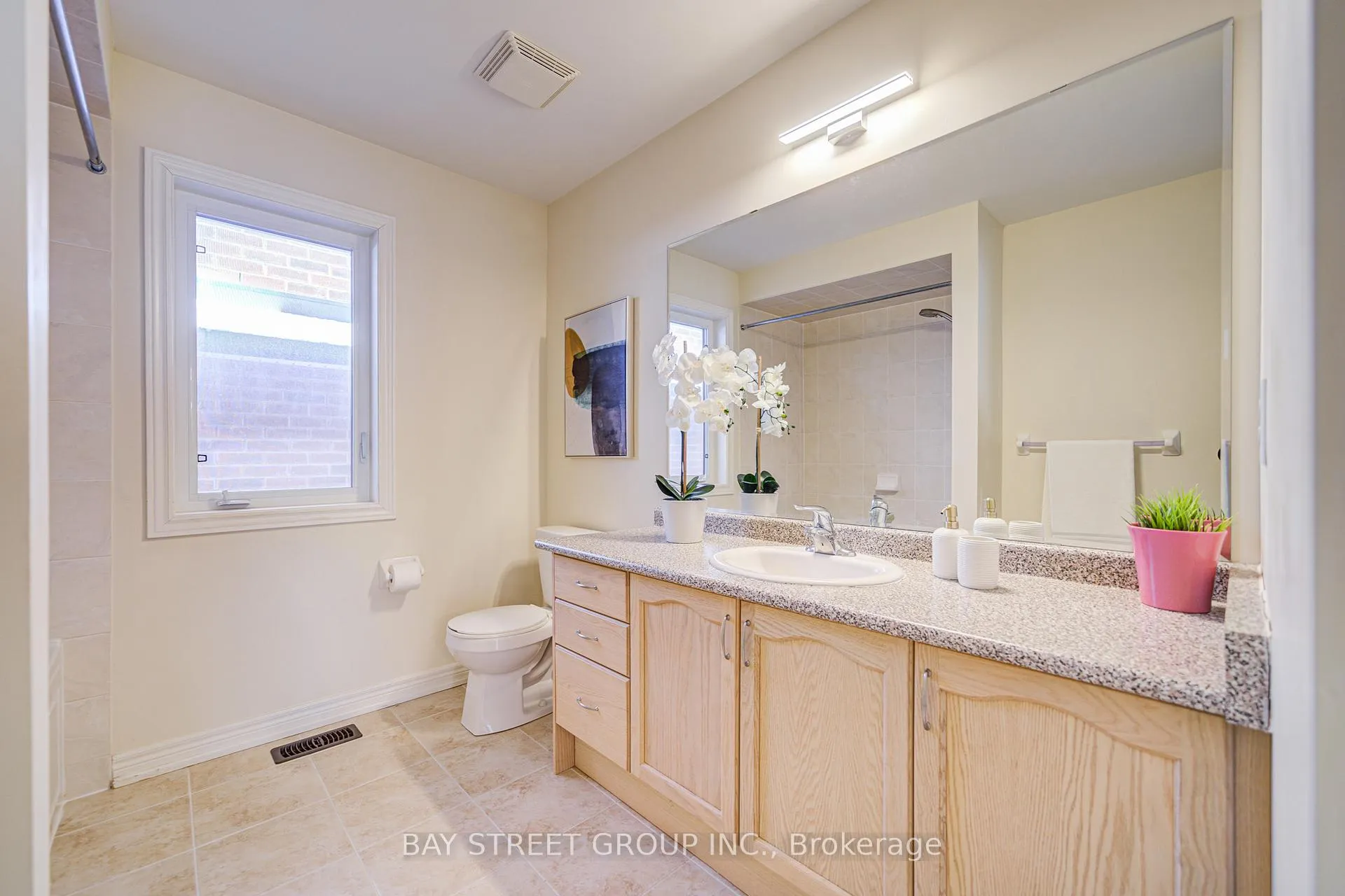 Photo 23 of 74 Kentland Street, Markham, Wismer — HOMEH