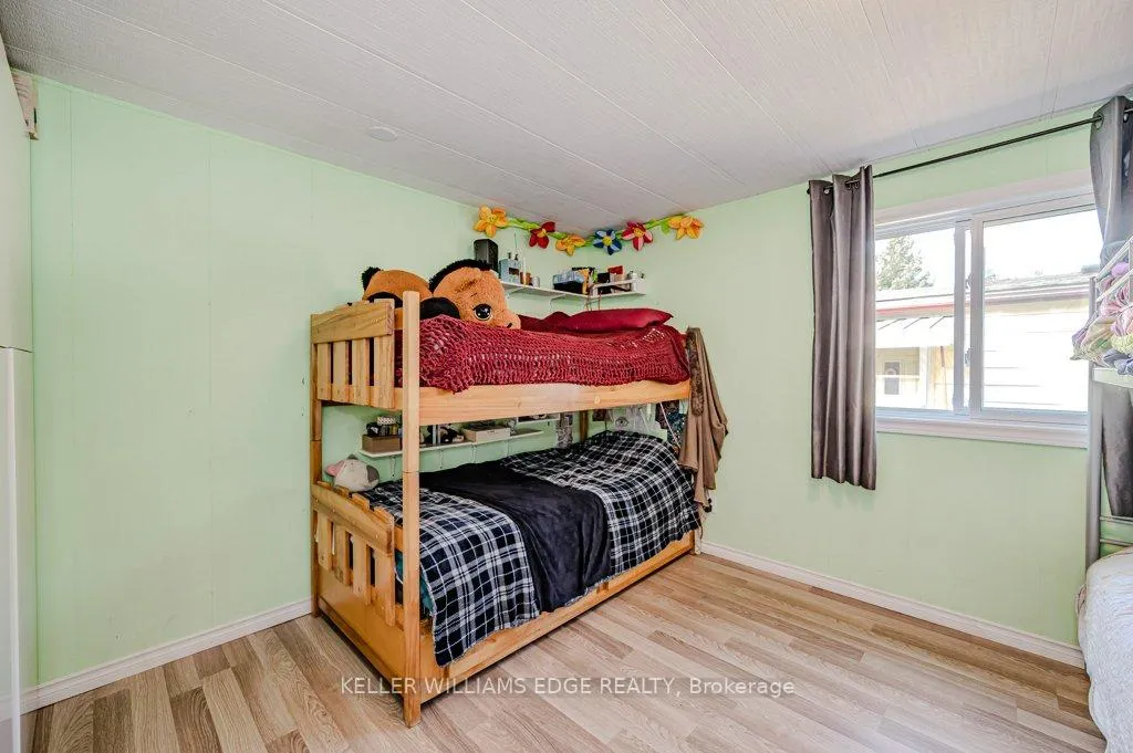 Photo 20 of 148 Maple Crescent, Hamilton, Rural Flamborough — HOMEH