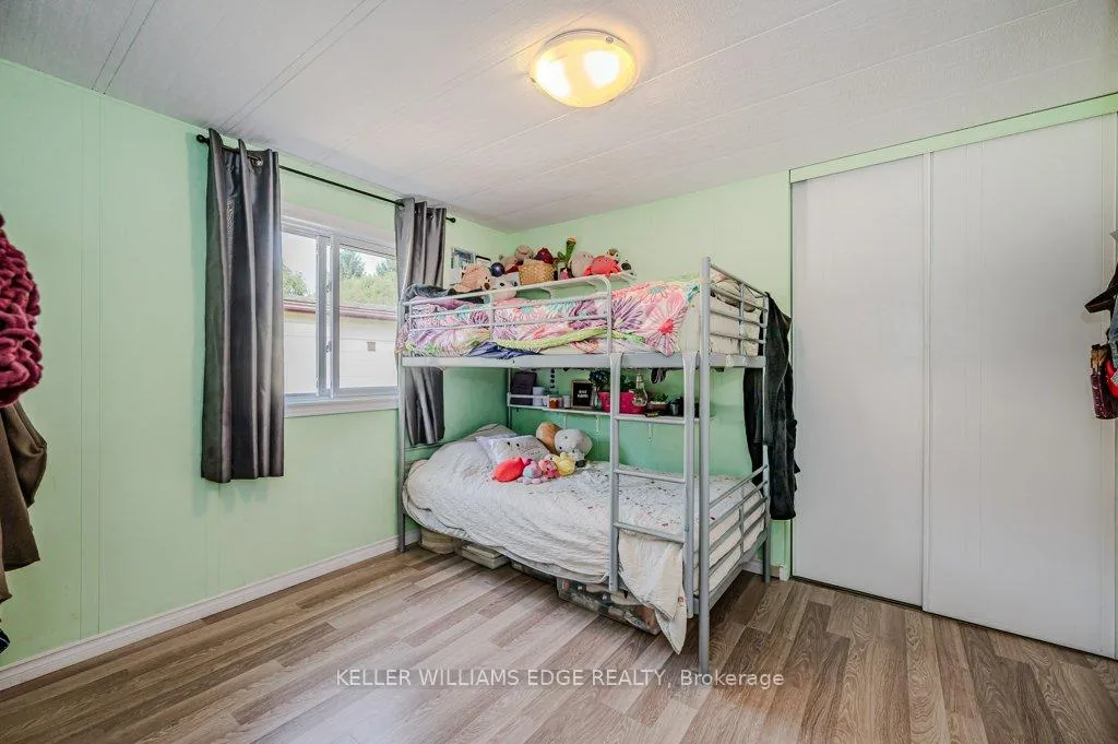 Photo 21 of 148 Maple Crescent, Hamilton, Rural Flamborough — HOMEH