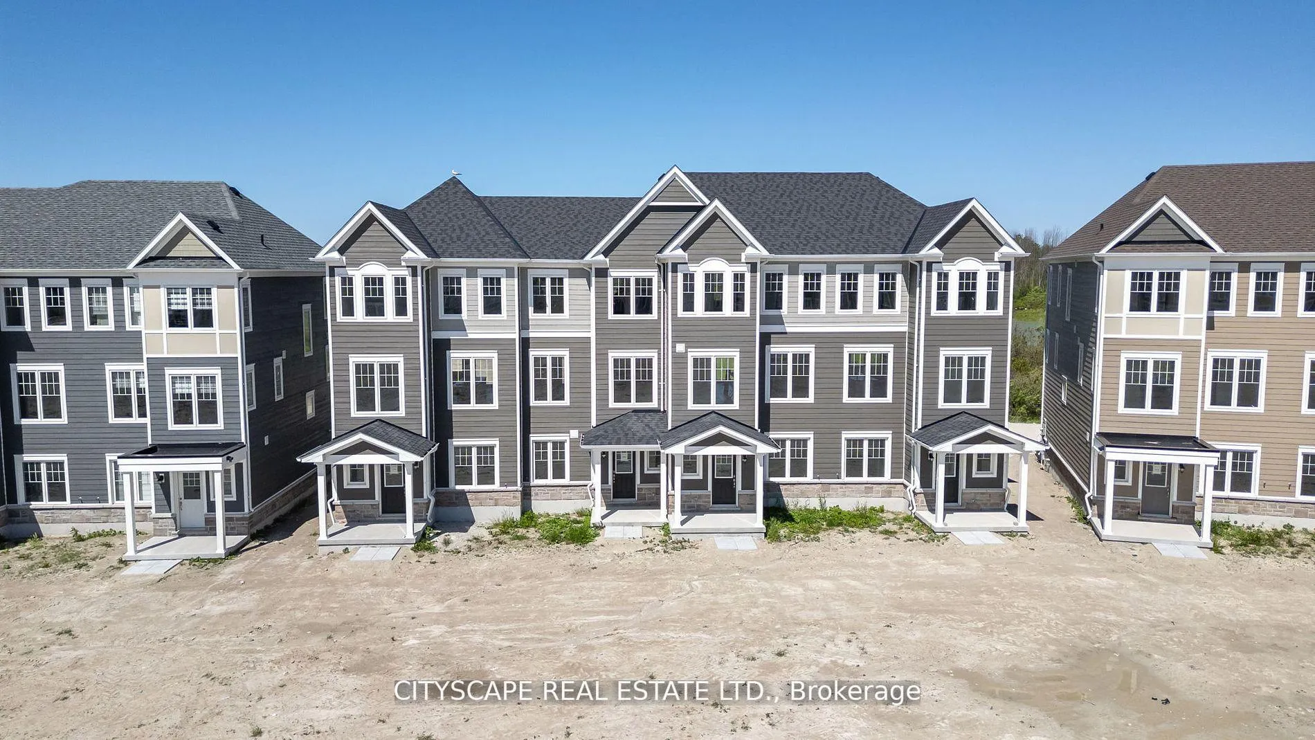 Photo 1 of 29 Sama Way, Wasaga Beach — HOMEH